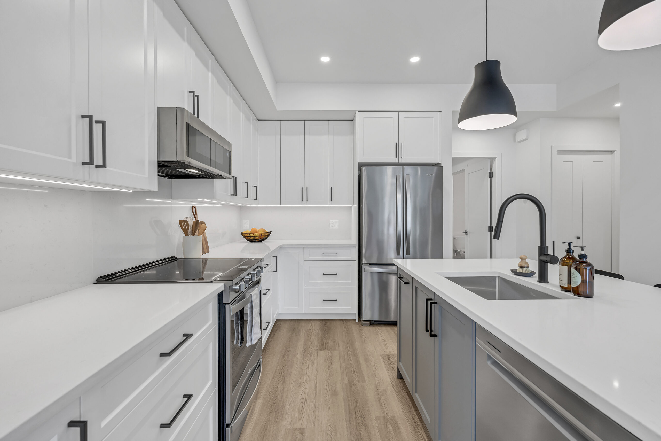 687 Victoria Drive 103 Penticton