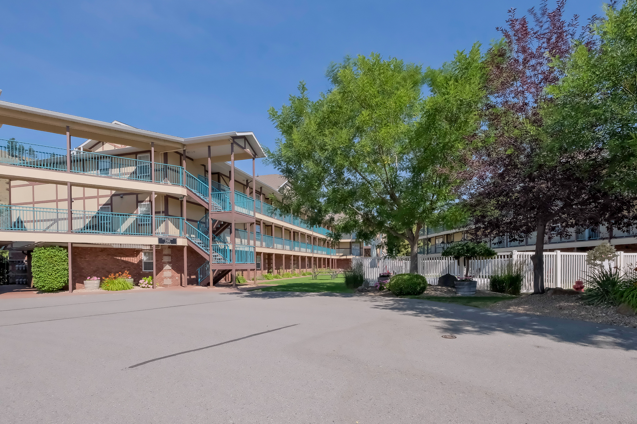 750 Railway Lane 32 Okanagan Falls V0H 1R0