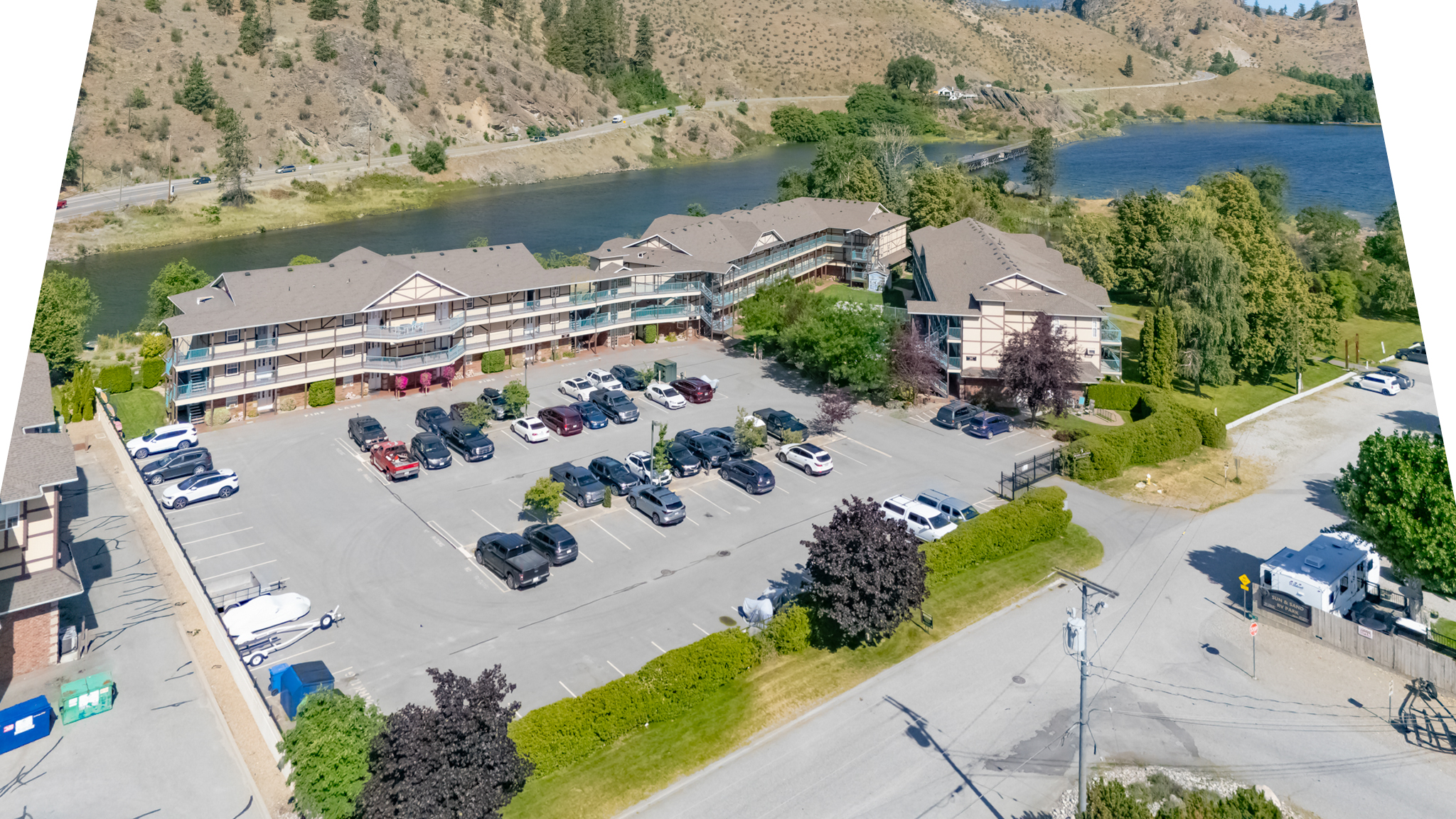 750 Railway Lane 32 Okanagan Falls V0H 1R0