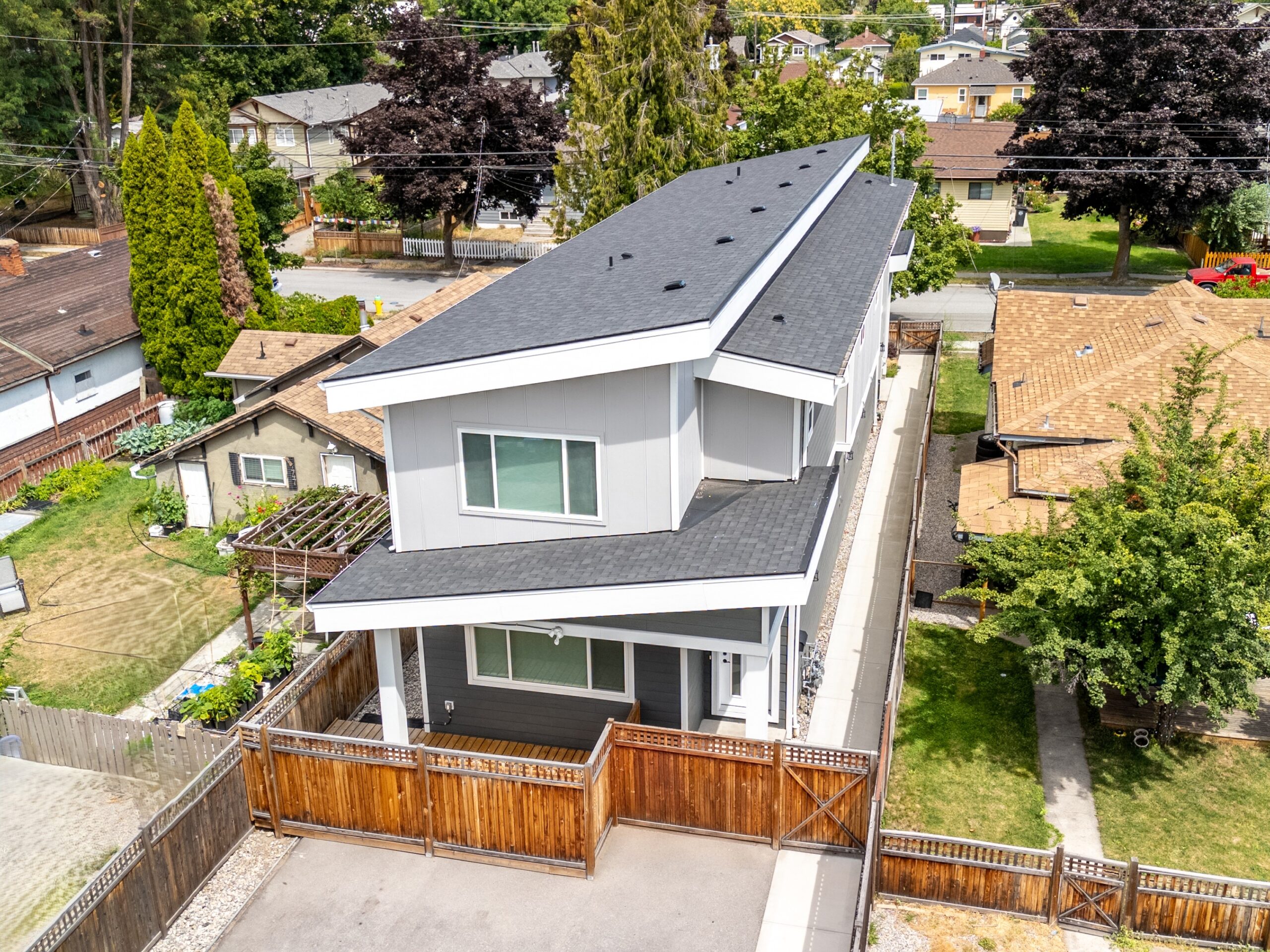 453 Maurice Street 102 Penticton V2A 5V8