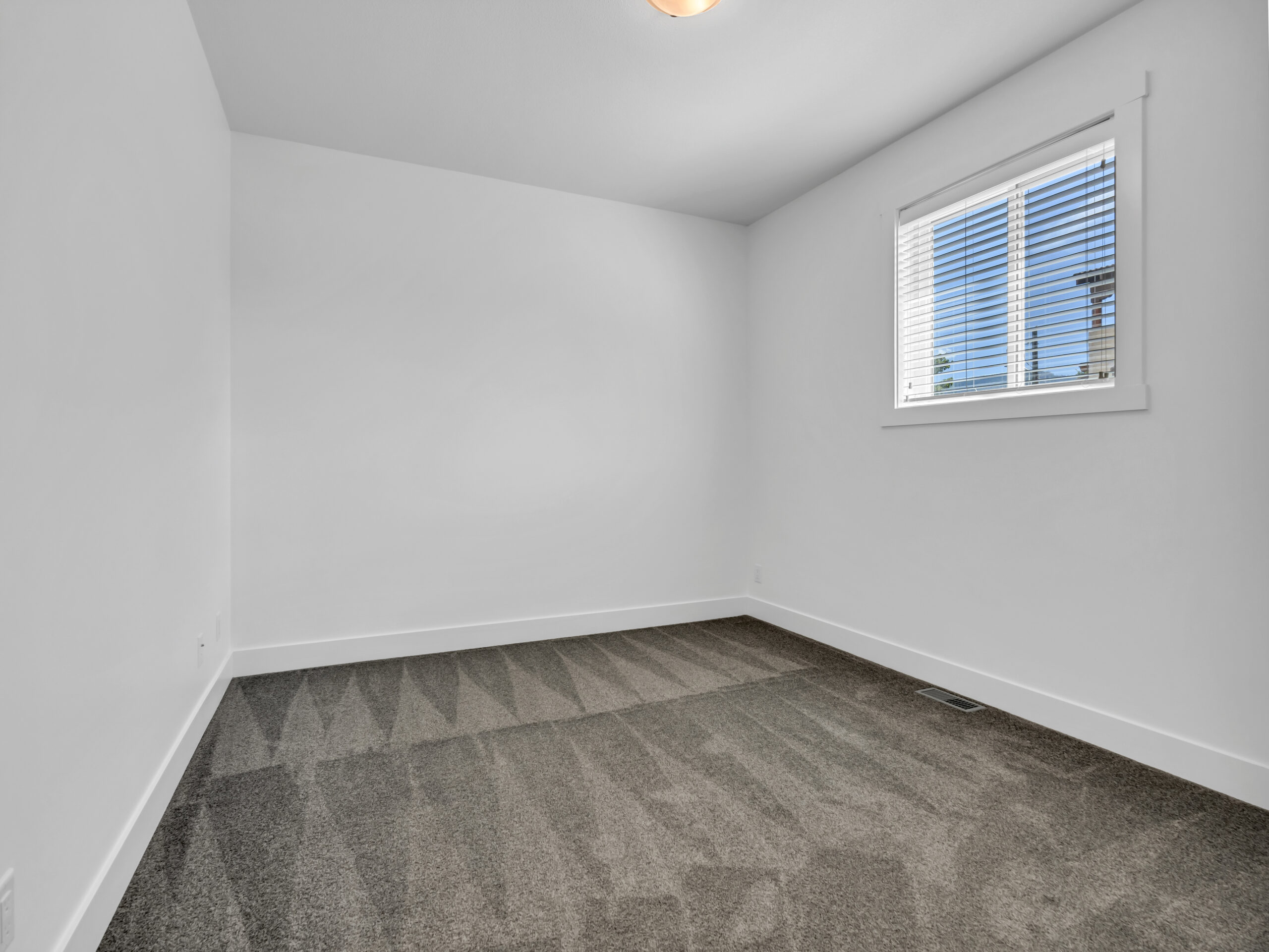 453 Maurice Street 102 Penticton V2A 5V8