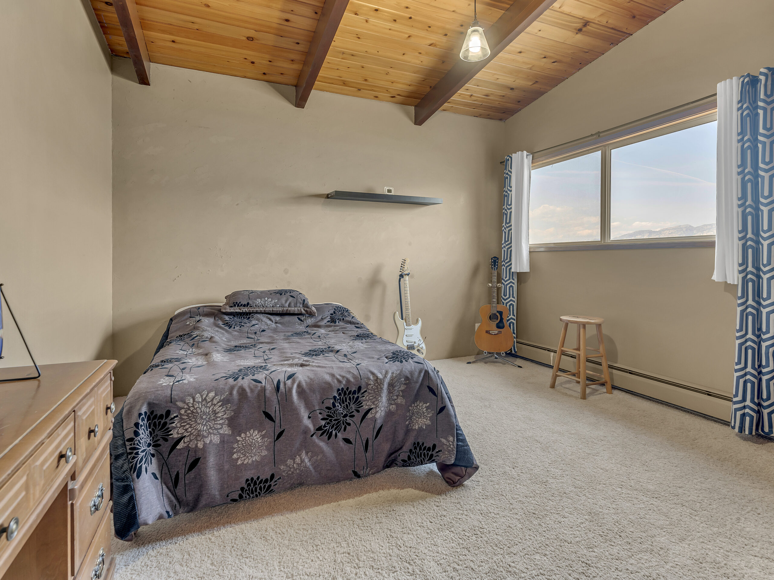 9402 Front Bench Road Summerland V0H 1Z4