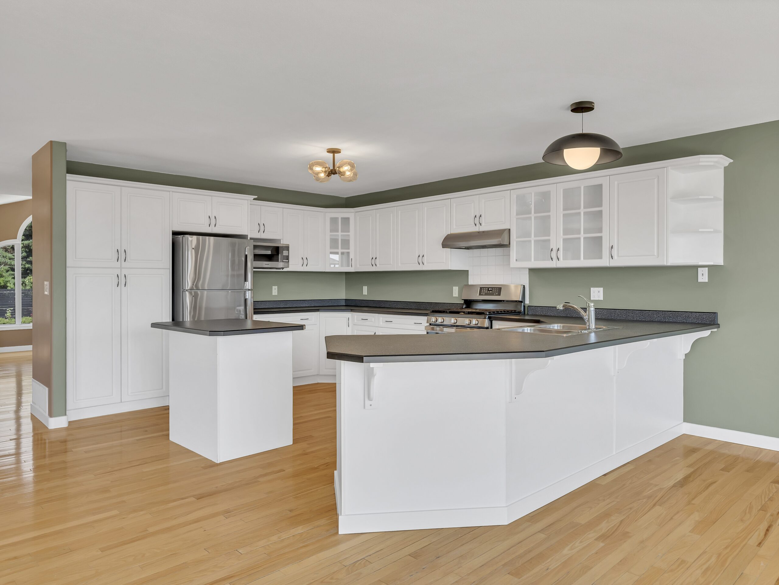 1893 Sandstone Drive Penticton V2A 8Y6