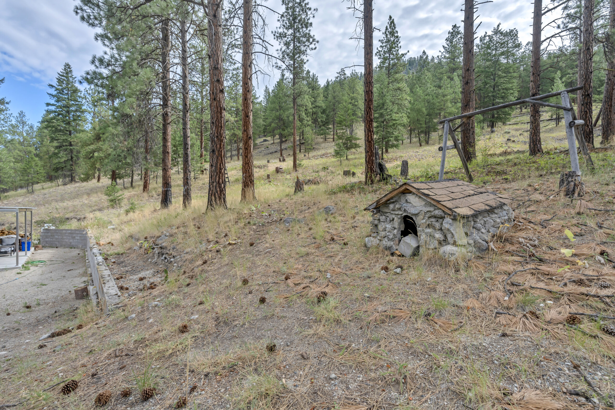 501 Fish Lake Road Summerland V0H 1Z8