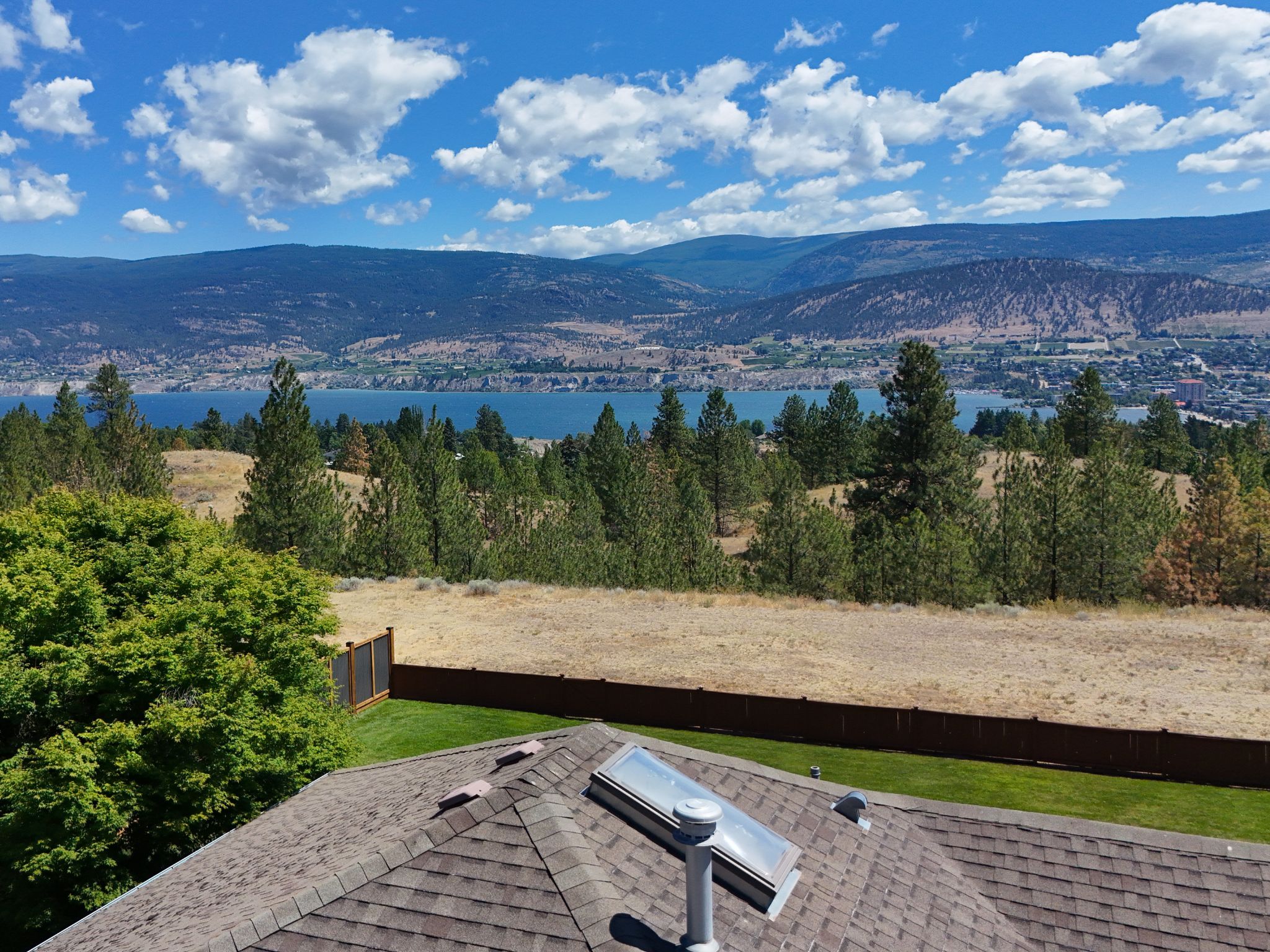 1893 Sandstone Drive Penticton V2A 8Y6