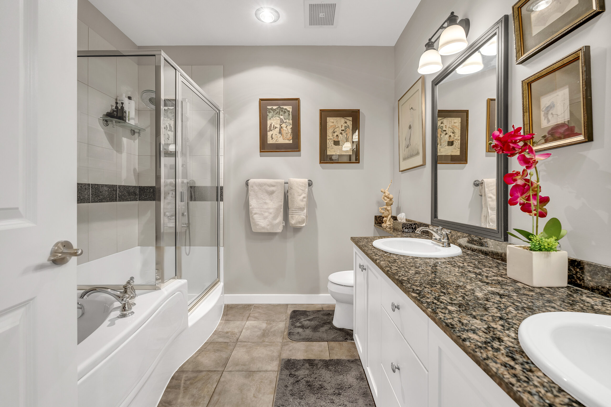 3301 Skaha Lake Road 803 Penticton V2A 6G6