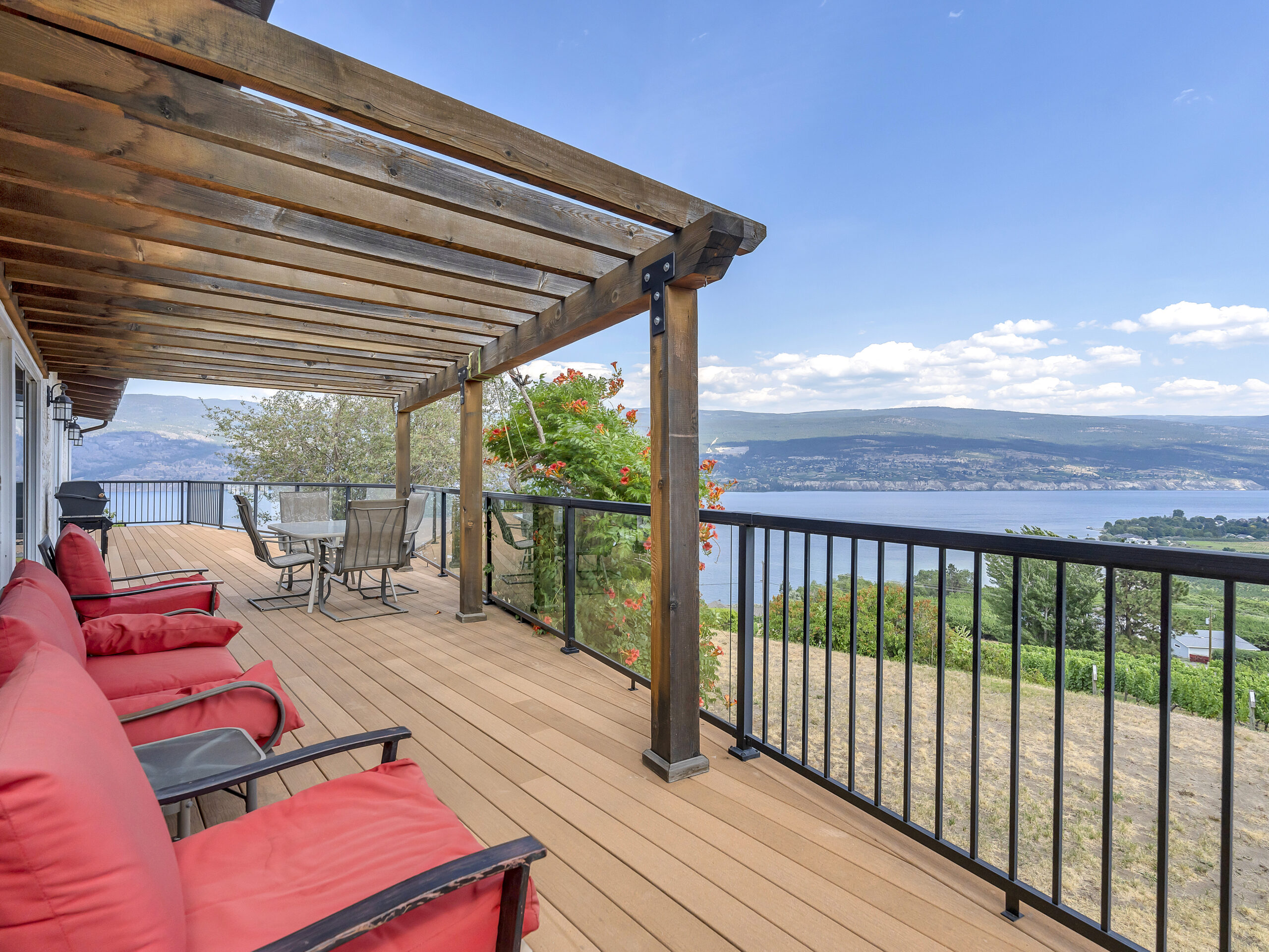 9402 Front Bench Road Summerland V0H 1Z4