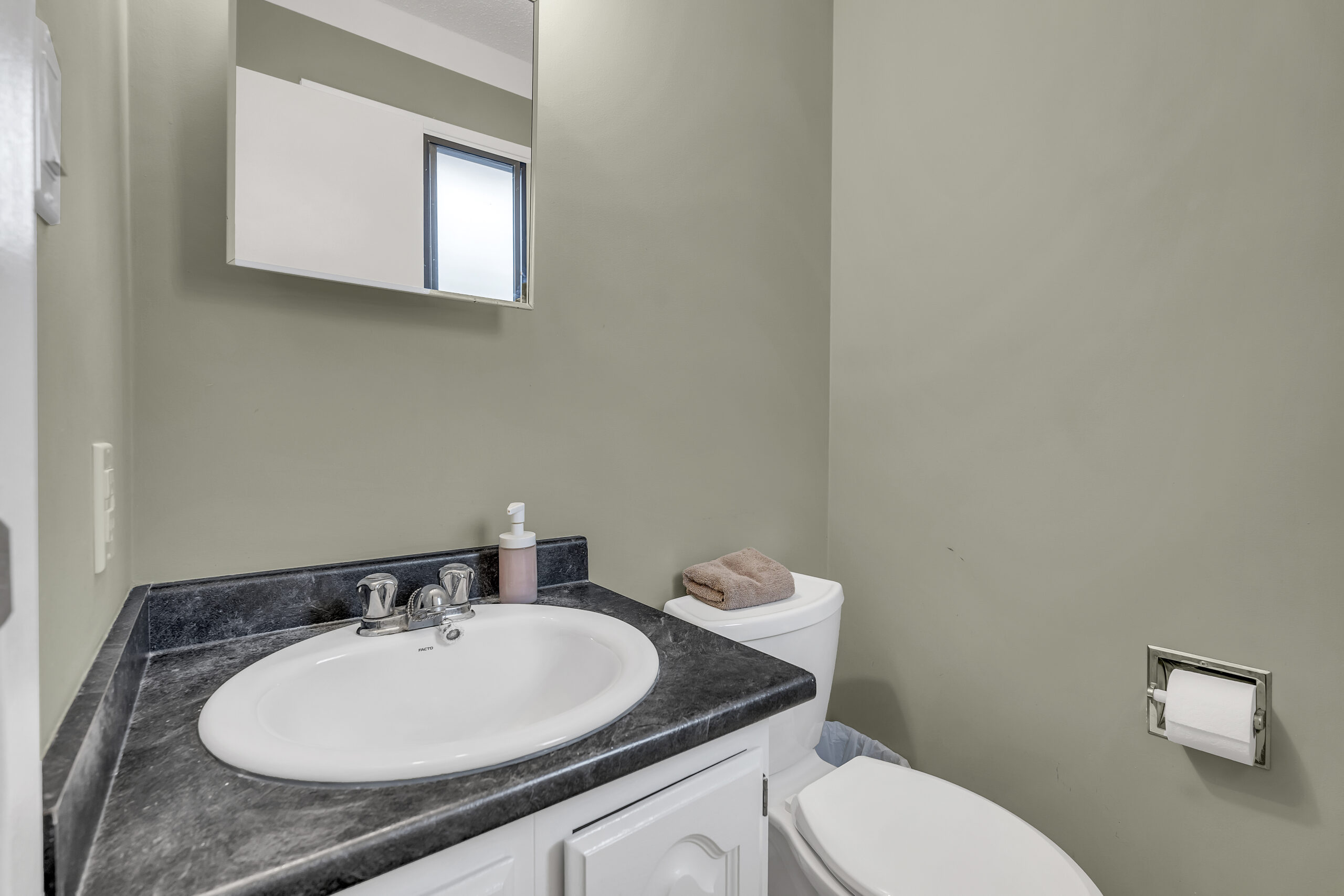 2494 Cornwall Drive Penticton V2A 6R7