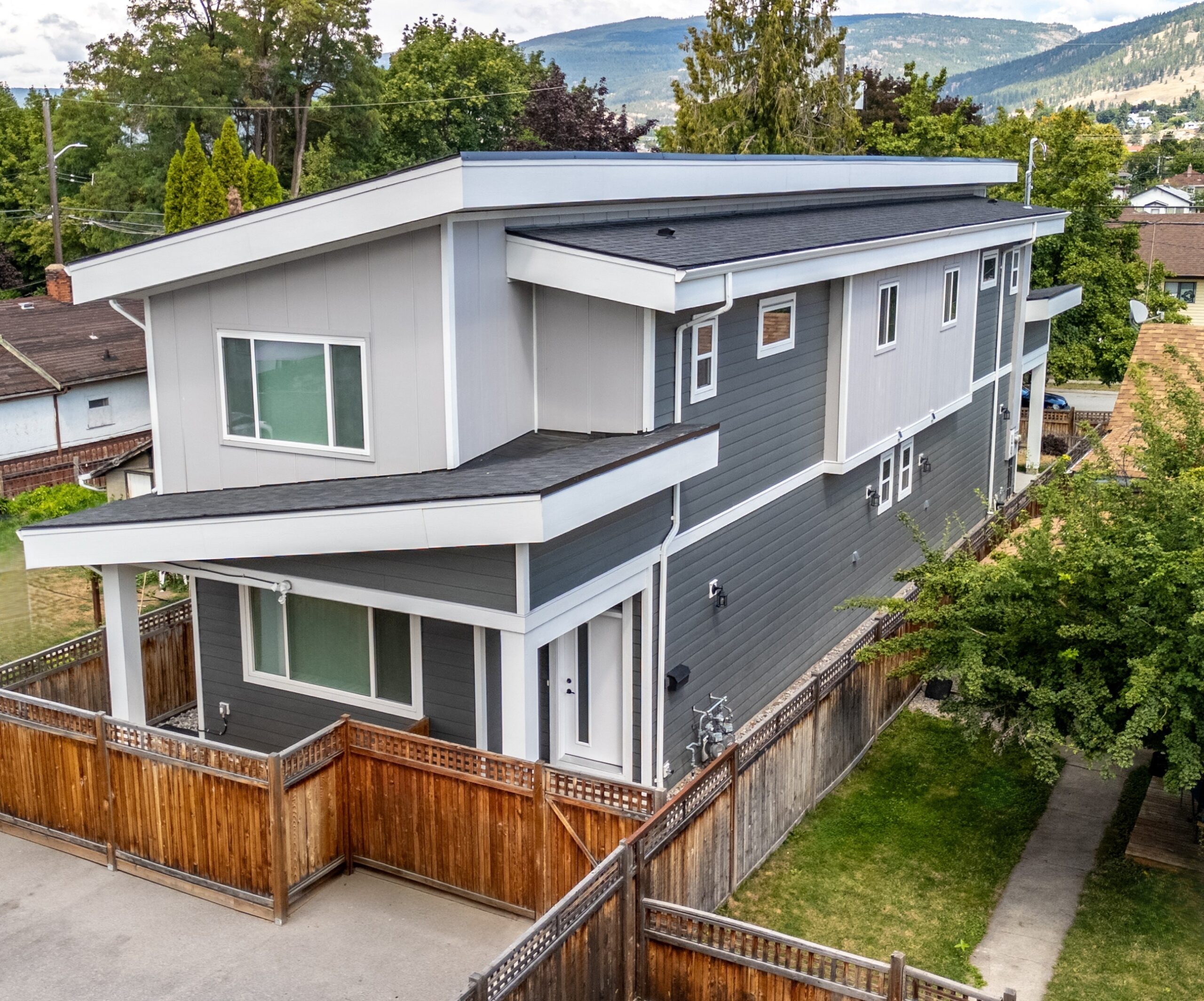 453 Maurice Street 102 Penticton V2A 5V8