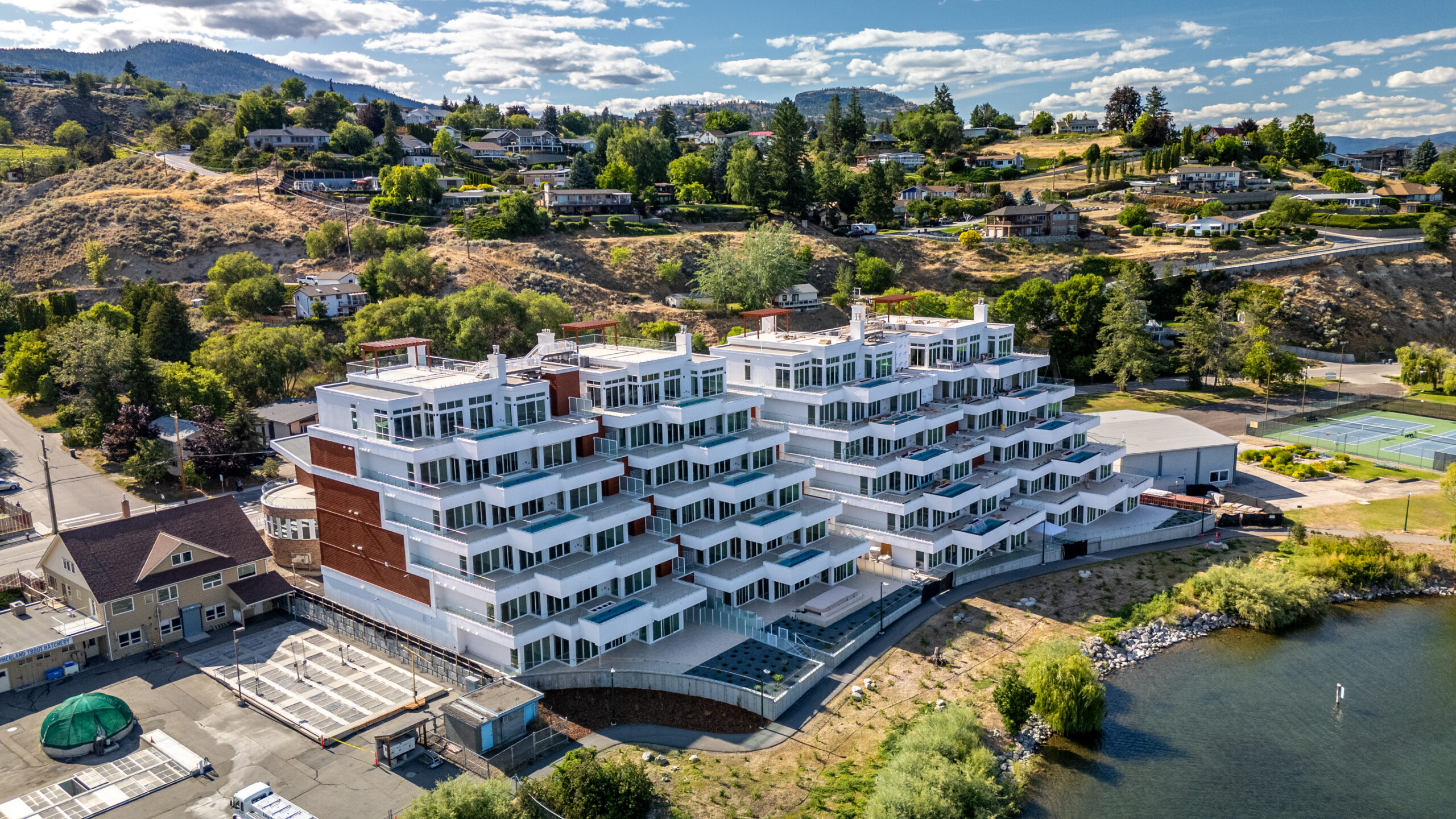 13415 Lakeshore Drive S 202 Summerland