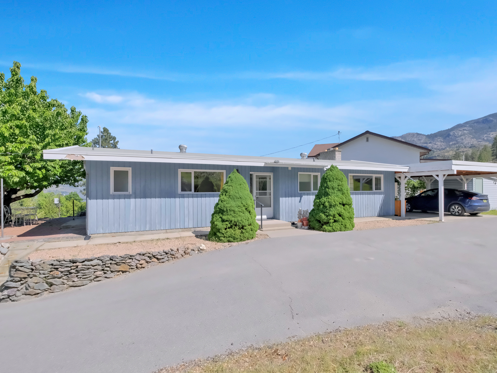 339 Devon Drive Okanagan Falls V0H 1R5