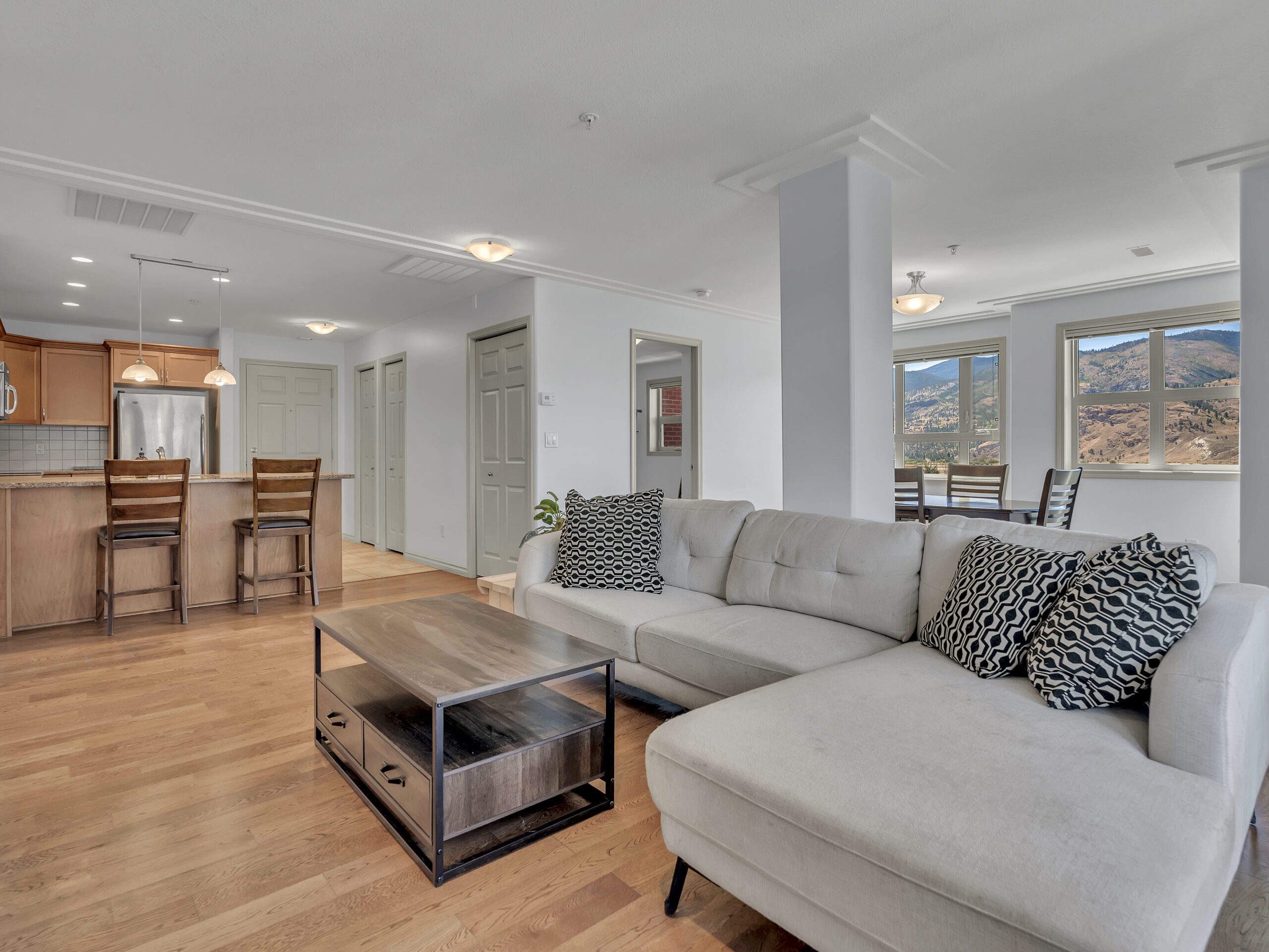 2125 Atkinson Street 904 Penticton V2A 9E6
