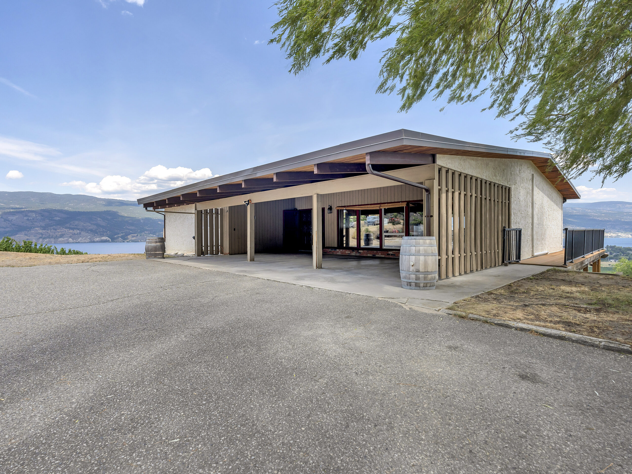9402 Front Bench Road Summerland V0H 1Z4