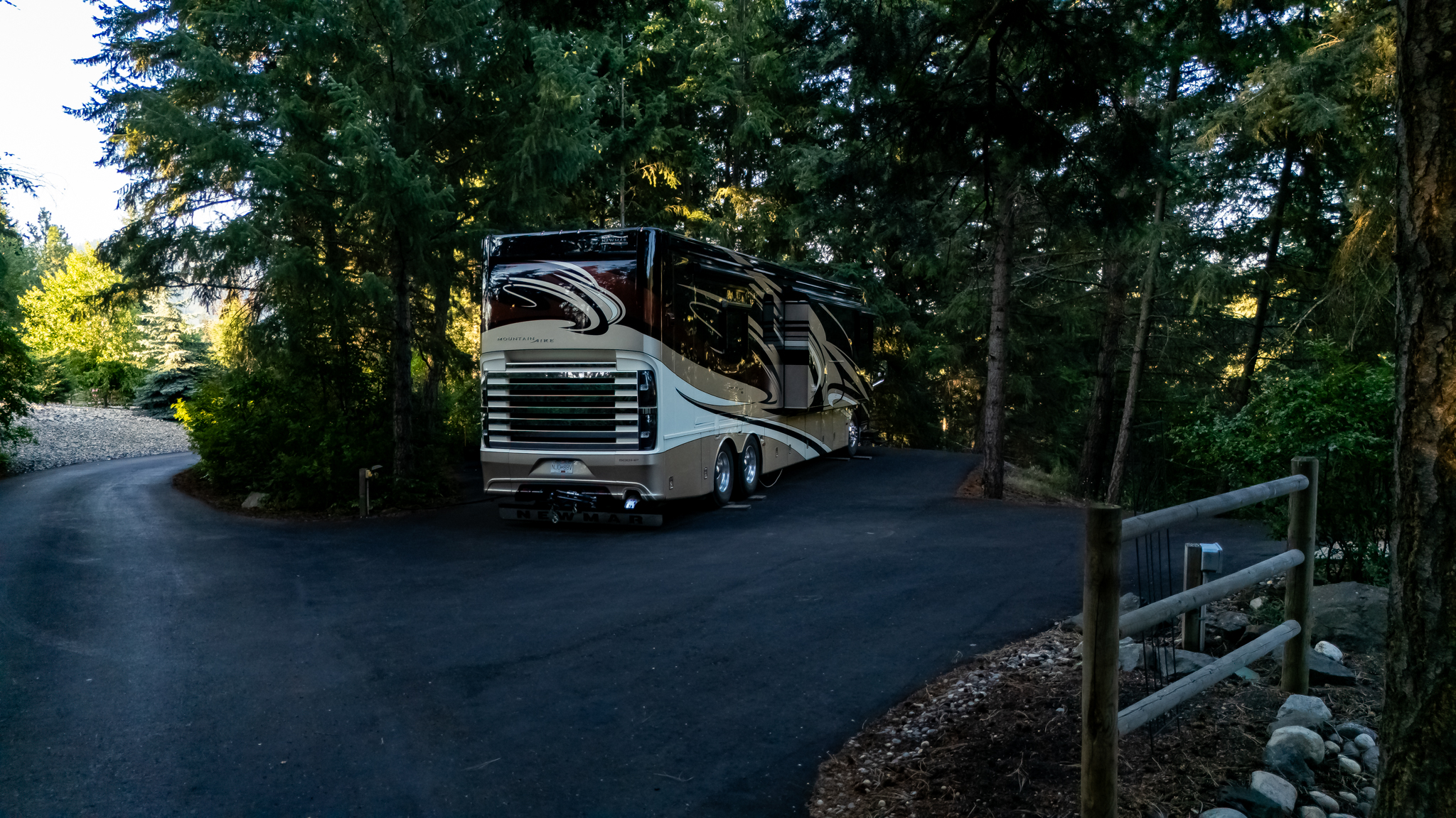 2011 Parkwood Drive Coldstream V1B 3Y4