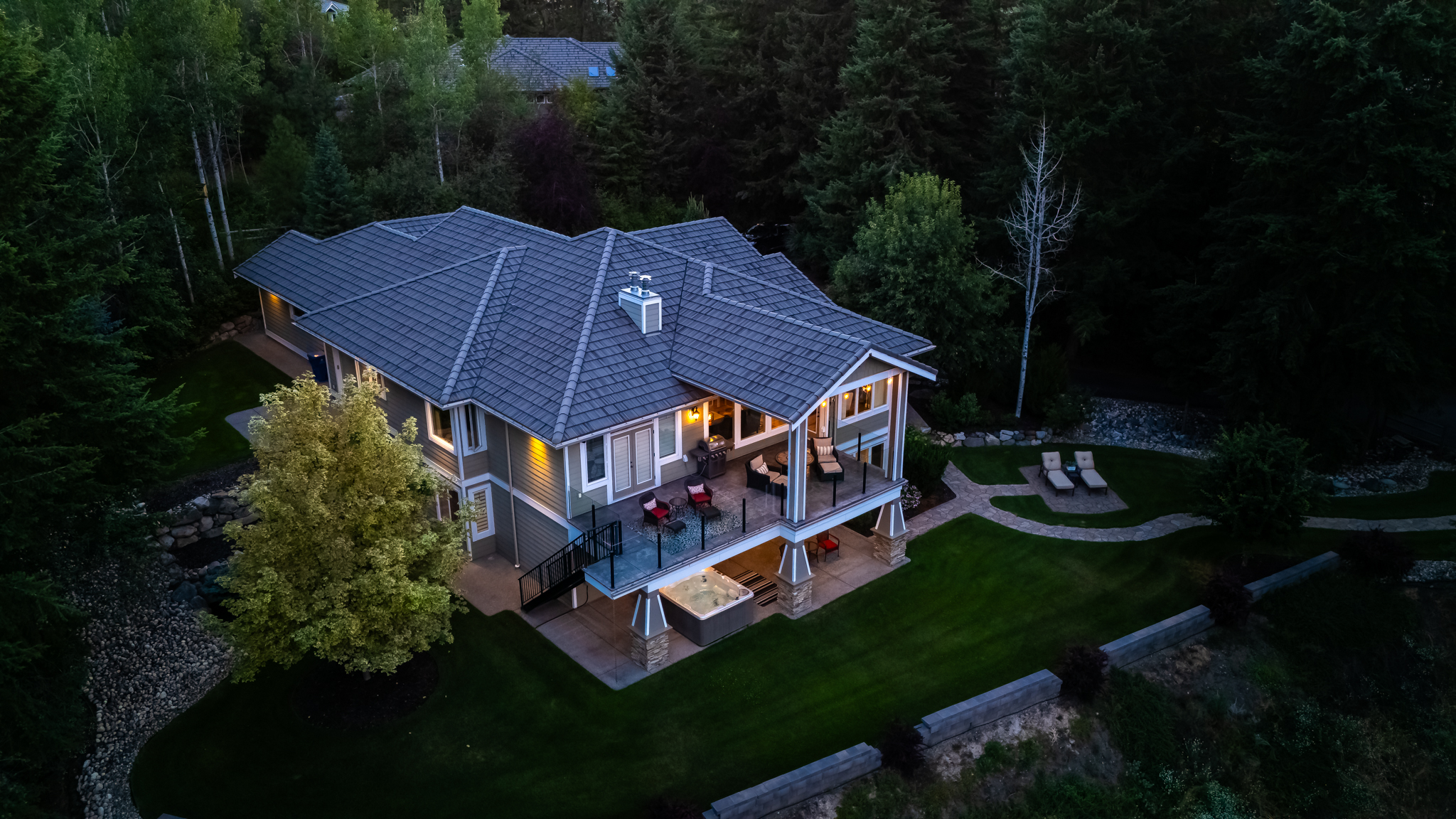 2011 Parkwood Drive Coldstream V1B 3Y4
