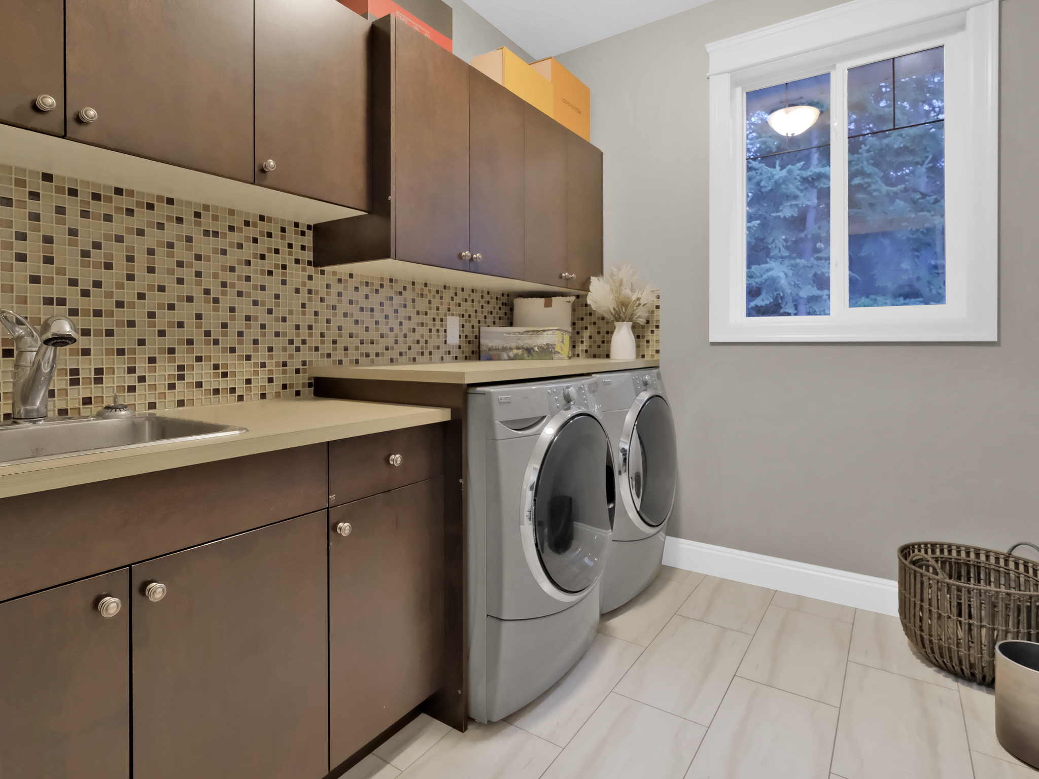 2011 Parkwood Drive Coldstream V1B 3Y4