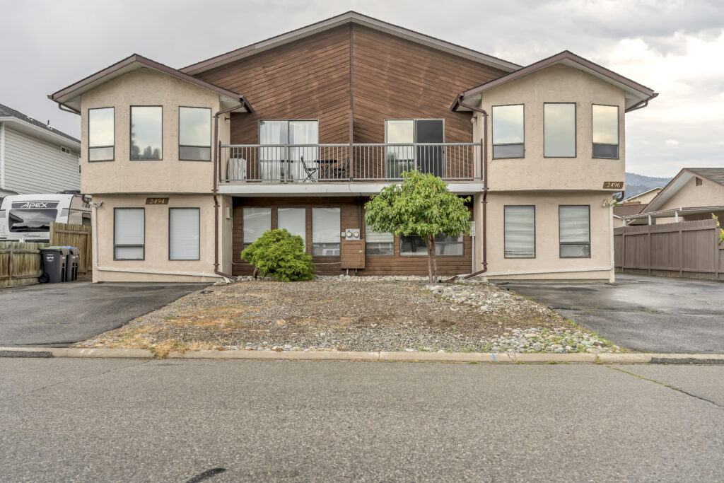 2494 Cornwall Drive Penticton V2A 6R7