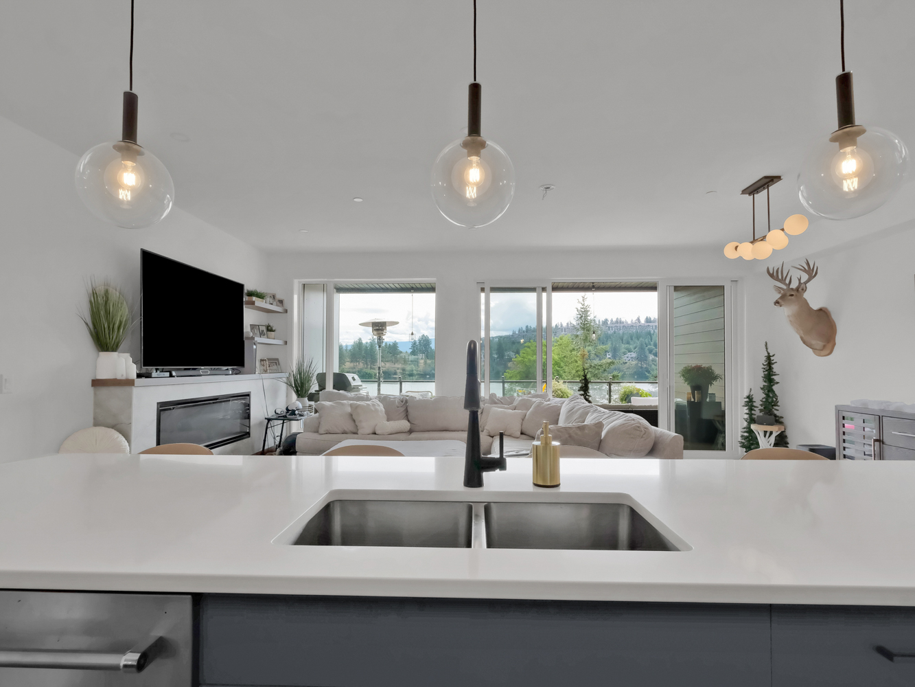 2735 Shannon Lake Road 114 West Kelowna