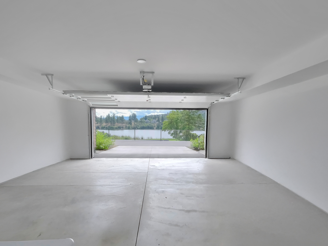 2735 Shannon Lake Road 114 West Kelowna