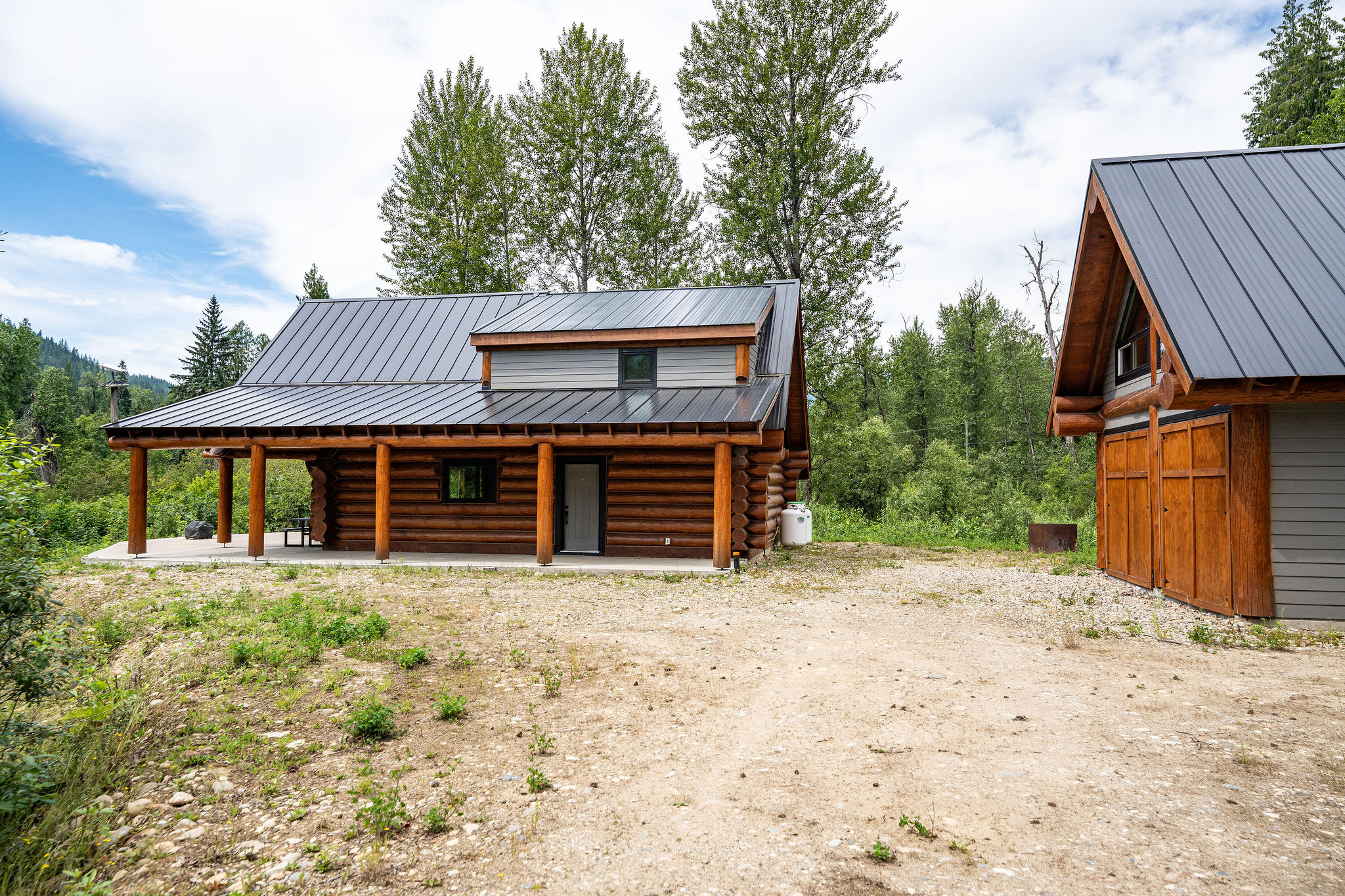 5860 Trans Canada Highway Malakwa