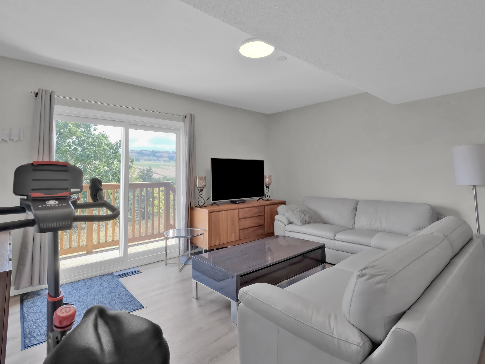 2913 Prospect Drive Vernon V1T 8J2