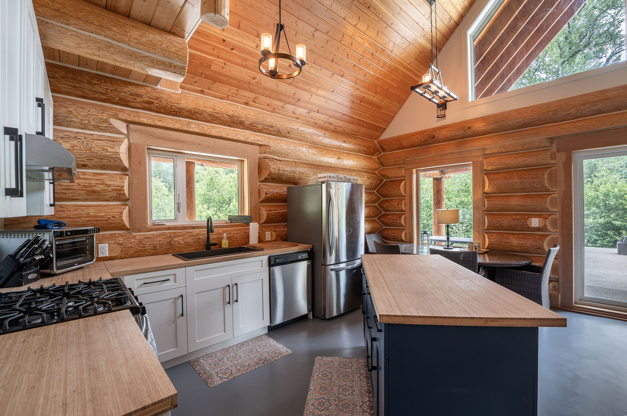 5860 Trans Canada Highway Malakwa