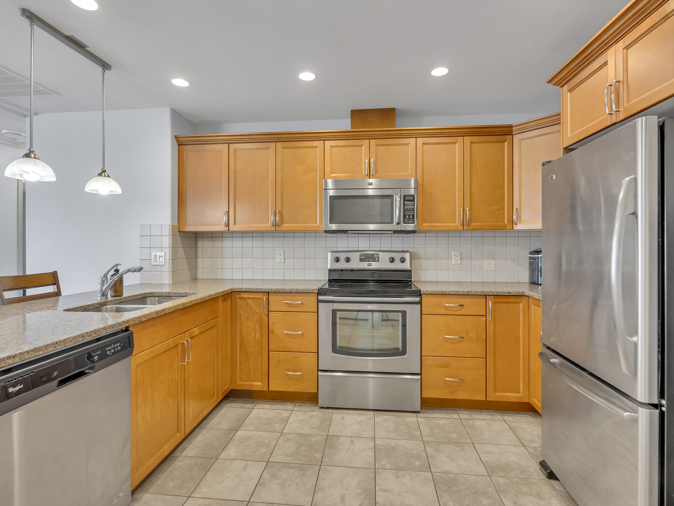 2125 Atkinson Street 904 Penticton V2A 9E6