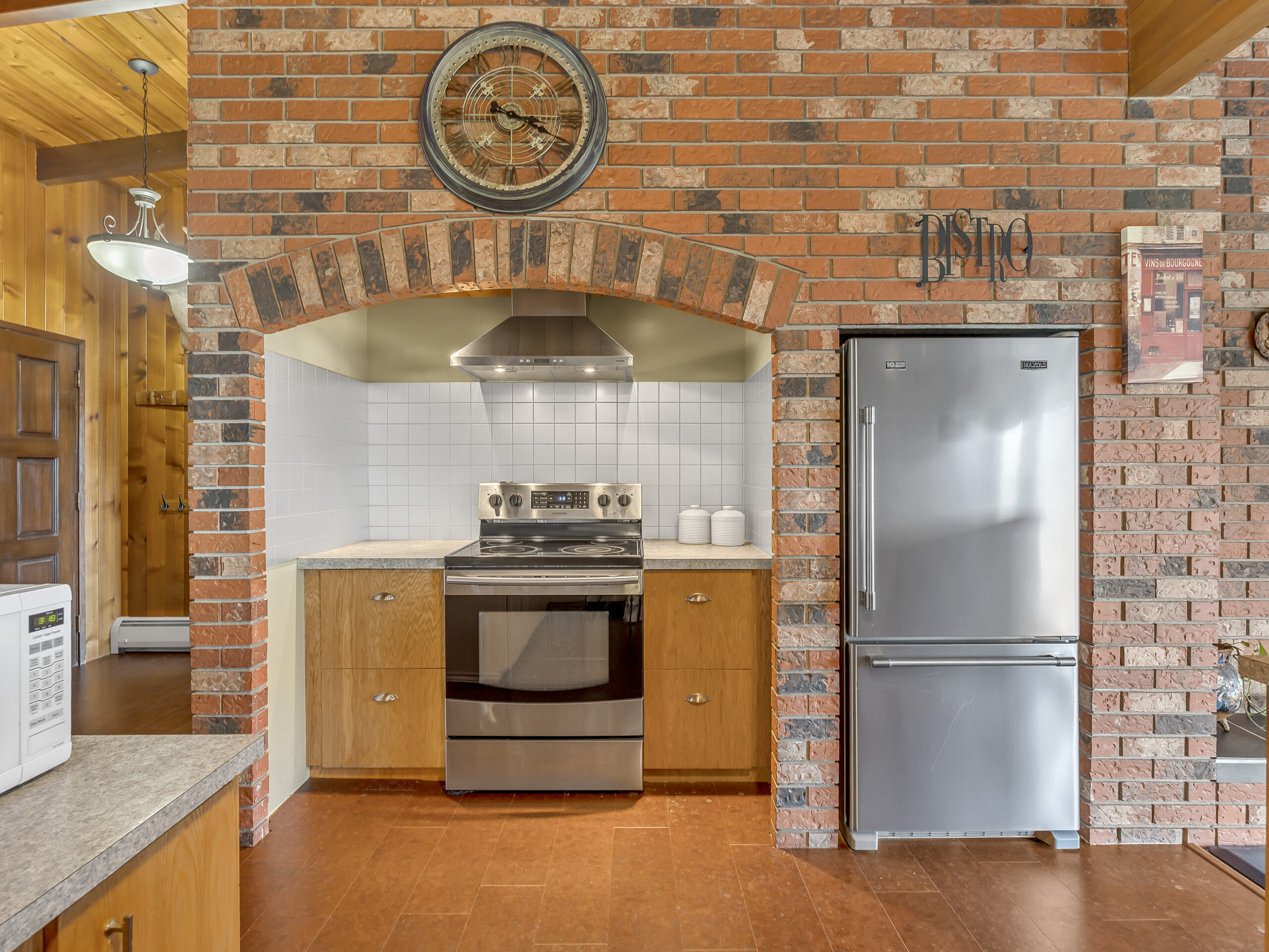 9402 Front Bench Road Summerland V0H 1Z4