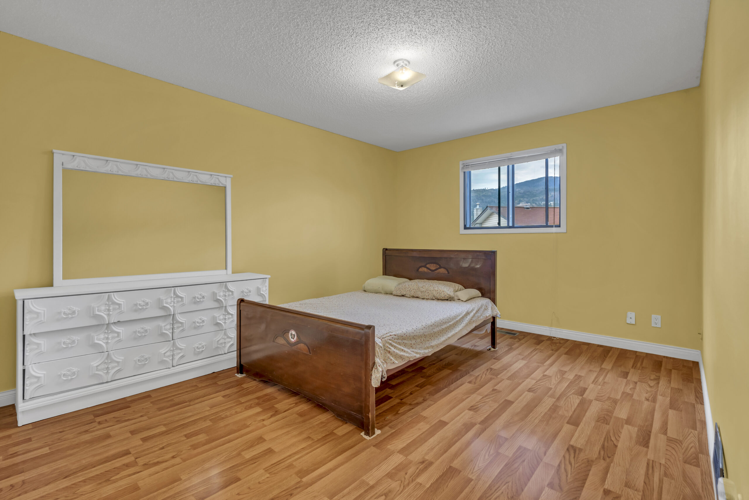 2494 Cornwall Drive Penticton V2A 6R7