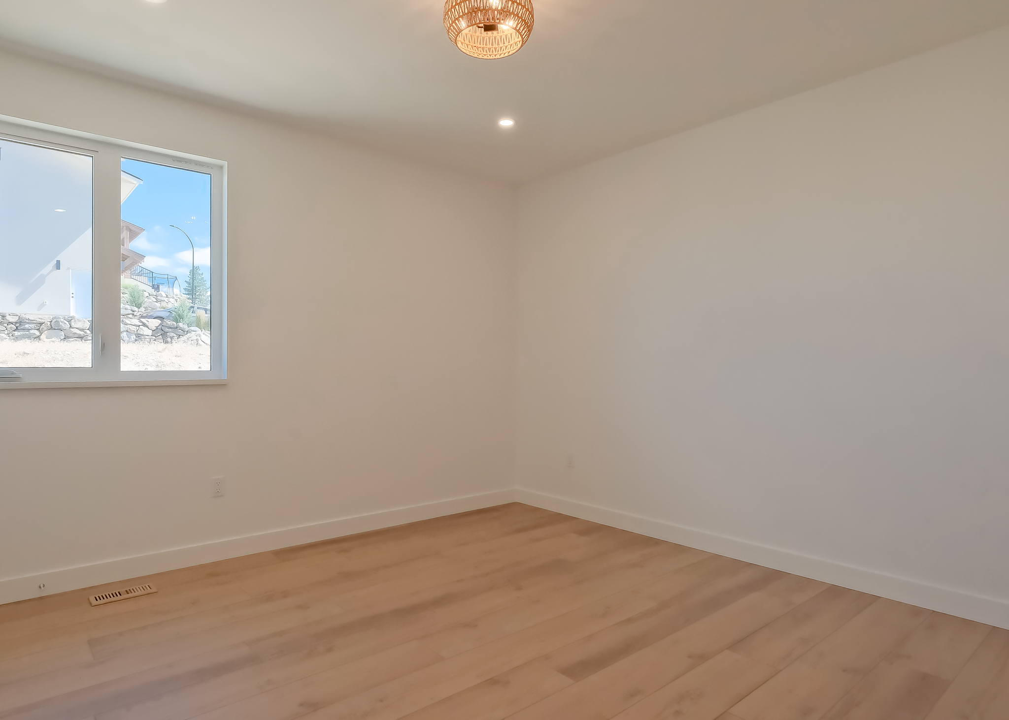 3331 Evergreen Drive 106 Penticton V2A 0J3