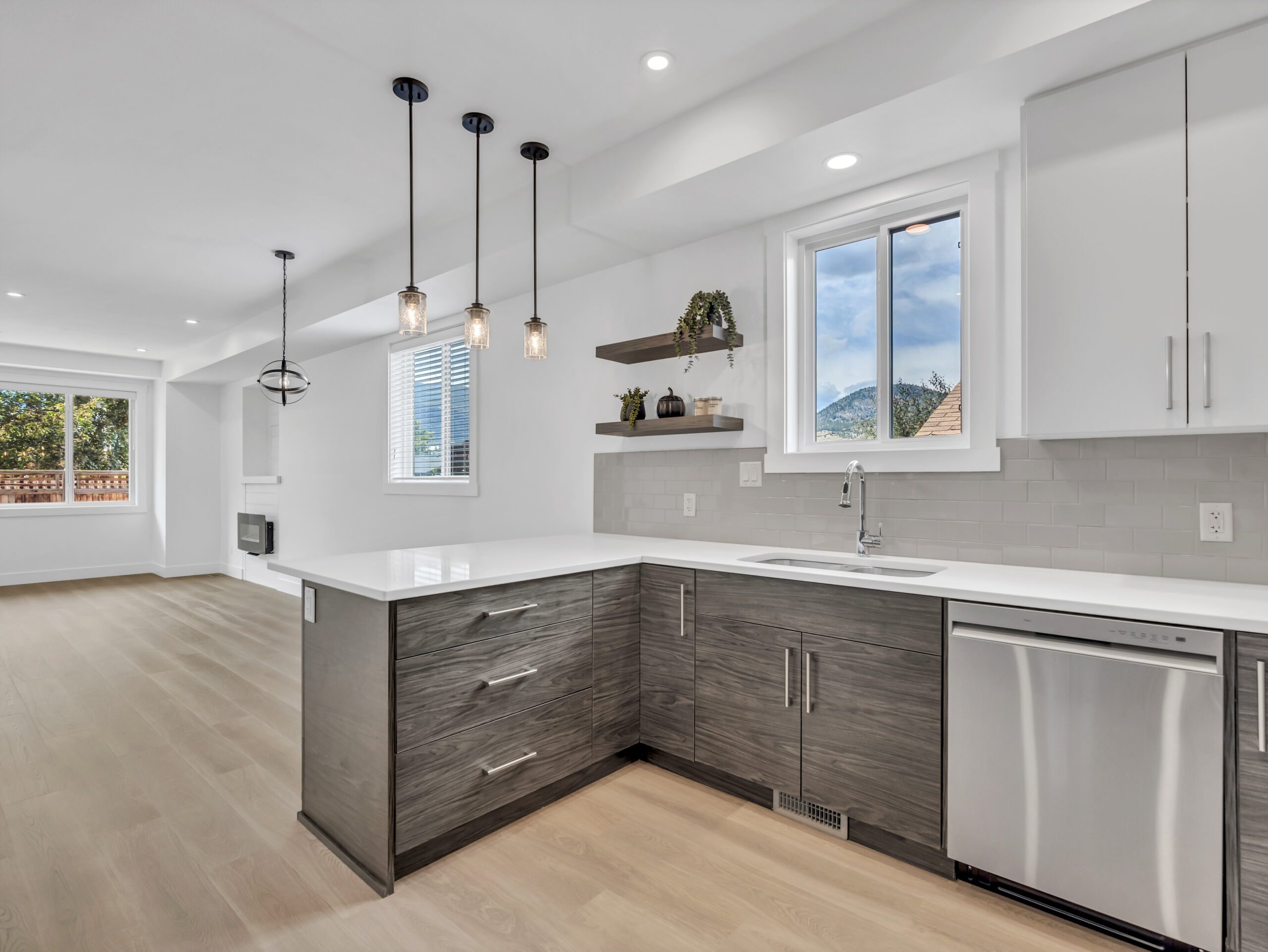 453 Maurice Street 102 Penticton V2A 5V8