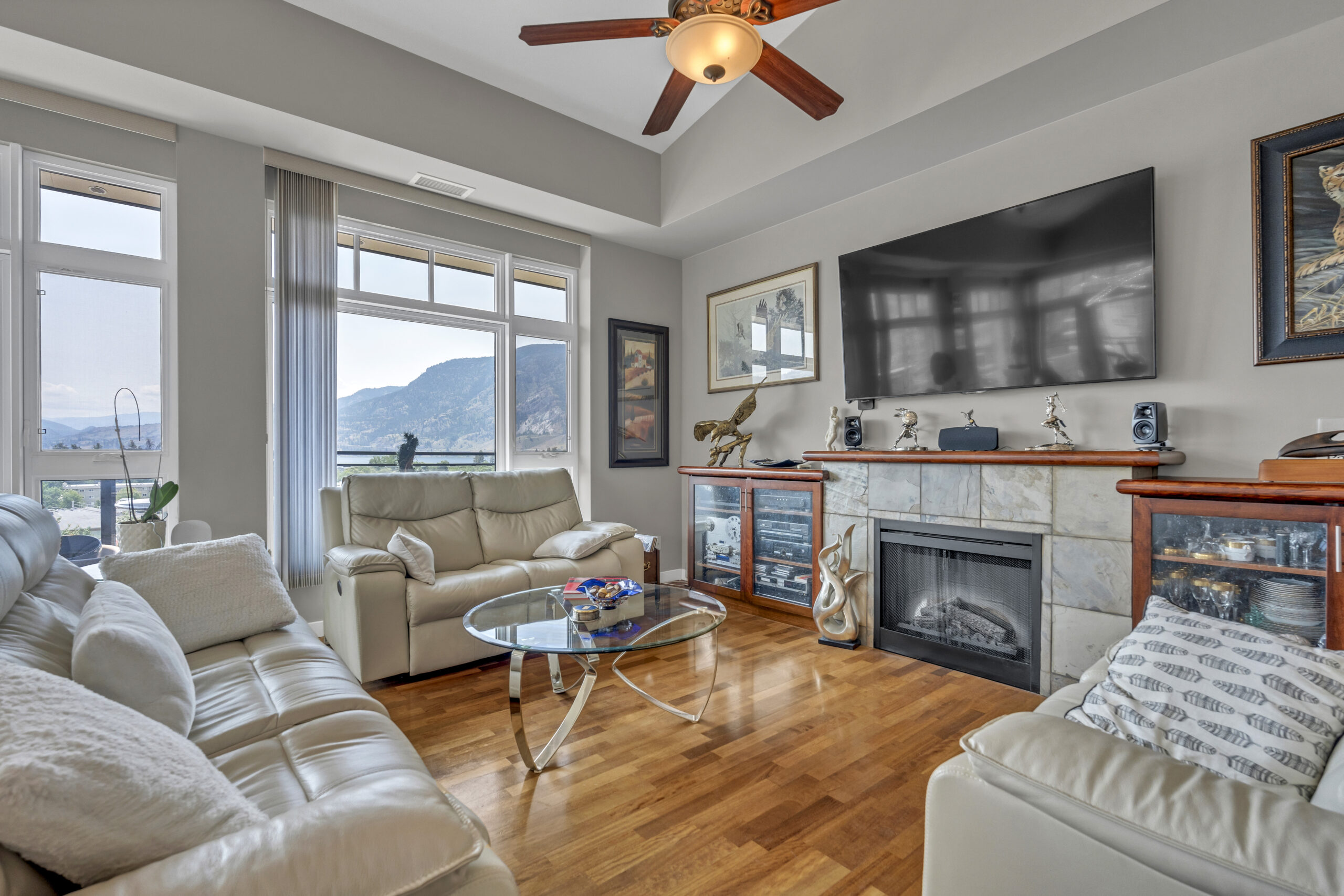 3301 Skaha Lake Road 803 Penticton V2A 6G6
