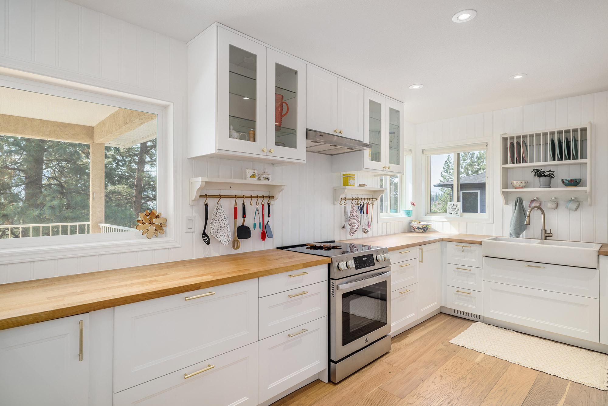 4607 Ponderosa Peachland