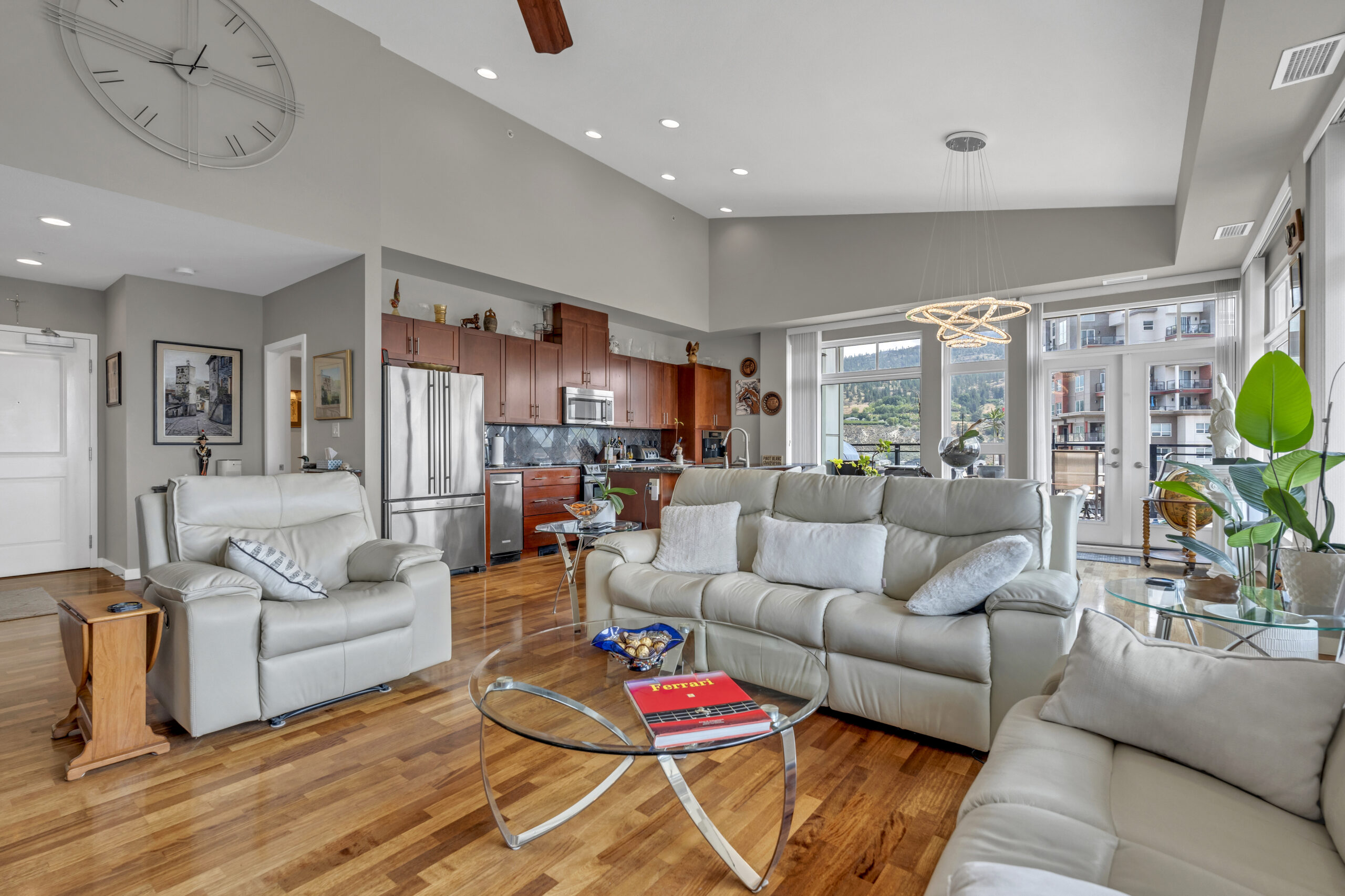 3301 Skaha Lake Road 803 Penticton V2A 6G6