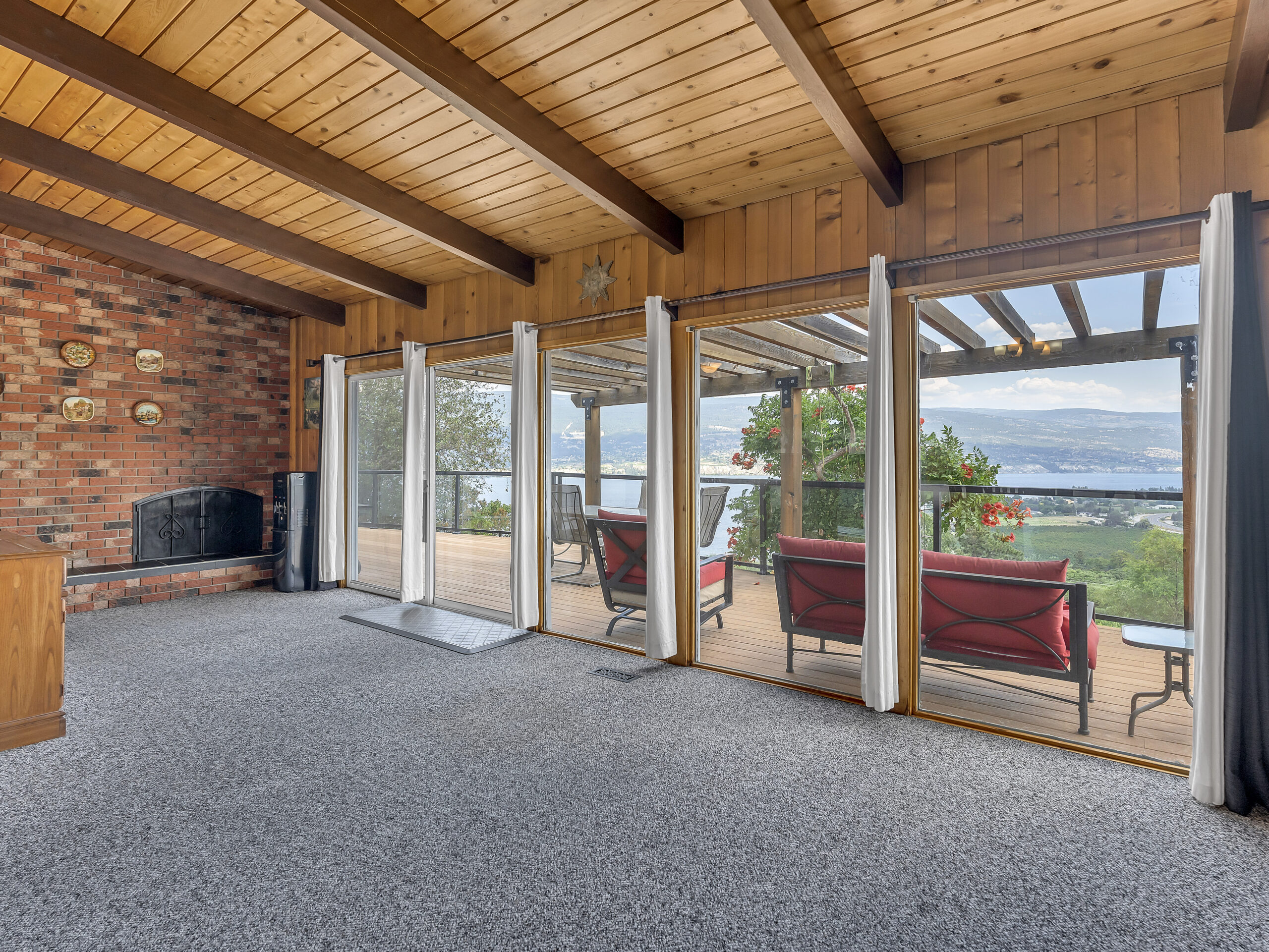 9402 Front Bench Road Summerland V0H 1Z4