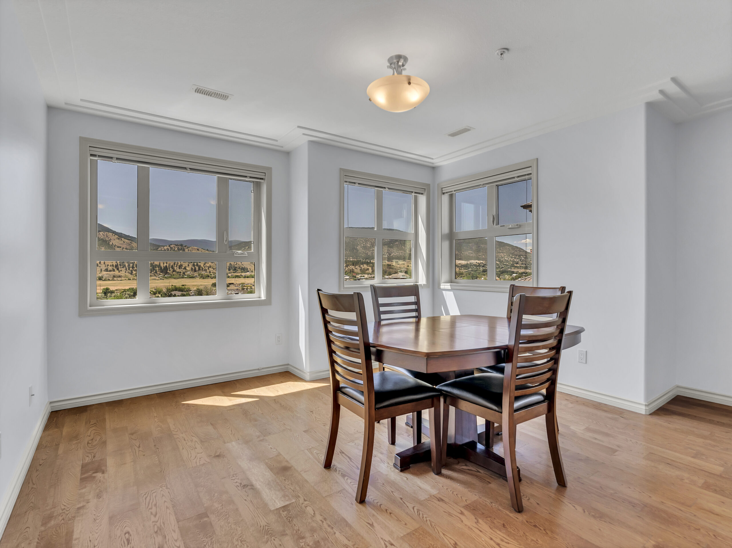 2125 Atkinson Street 904 Penticton V2A 9E6