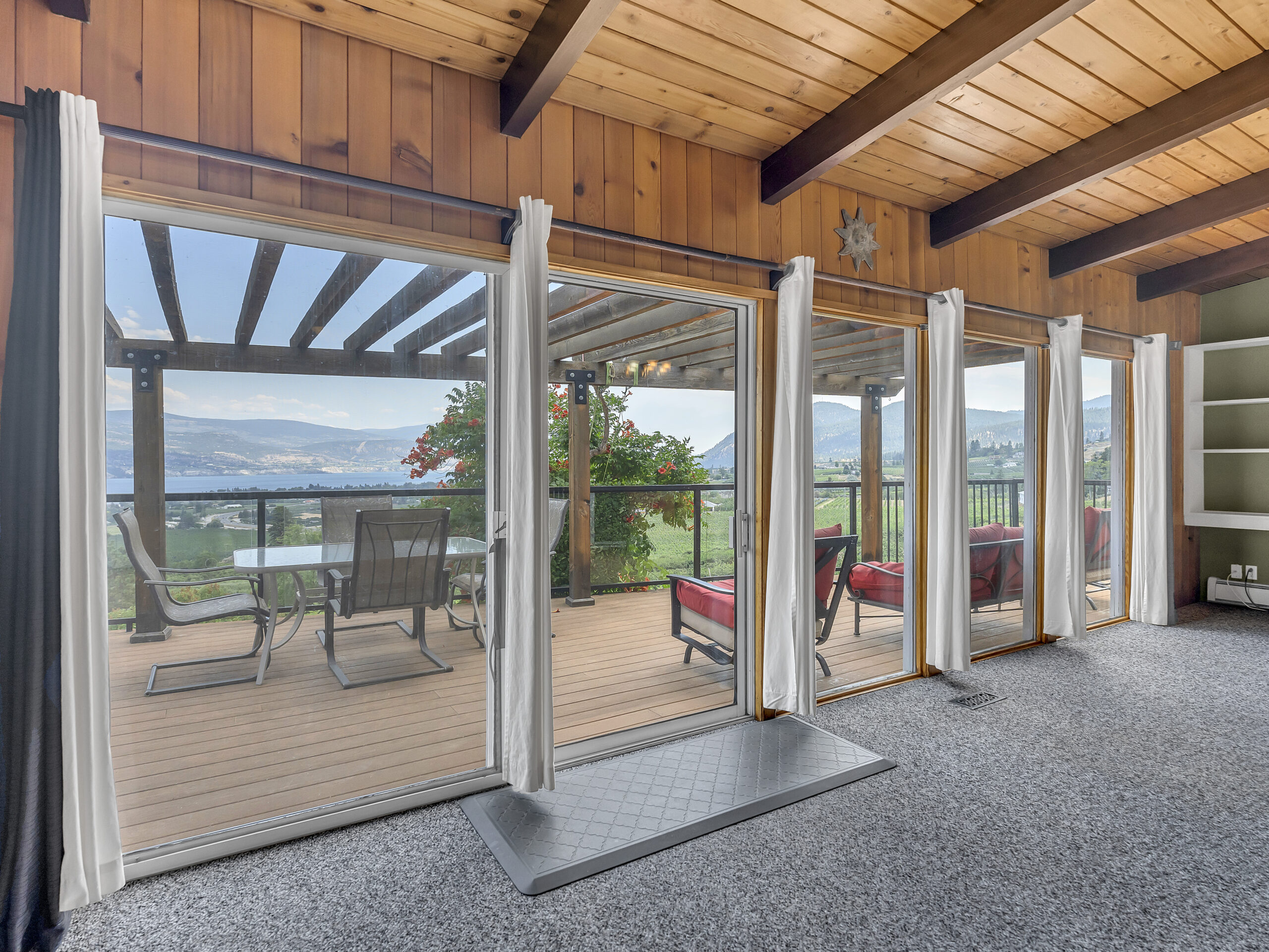 9402 Front Bench Road Summerland V0H 1Z4