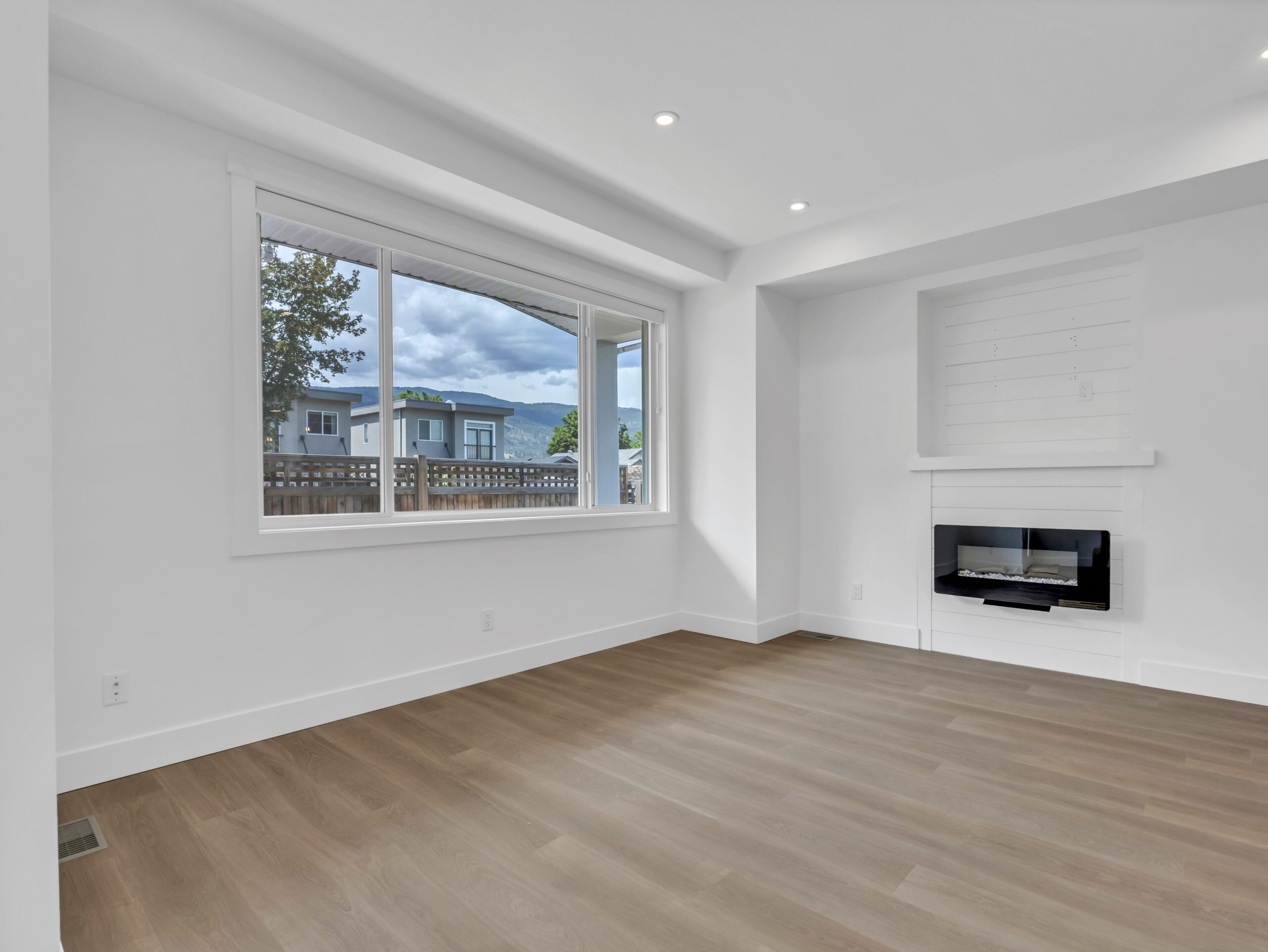 453 Maurice Street 102 Penticton V2A 5V8