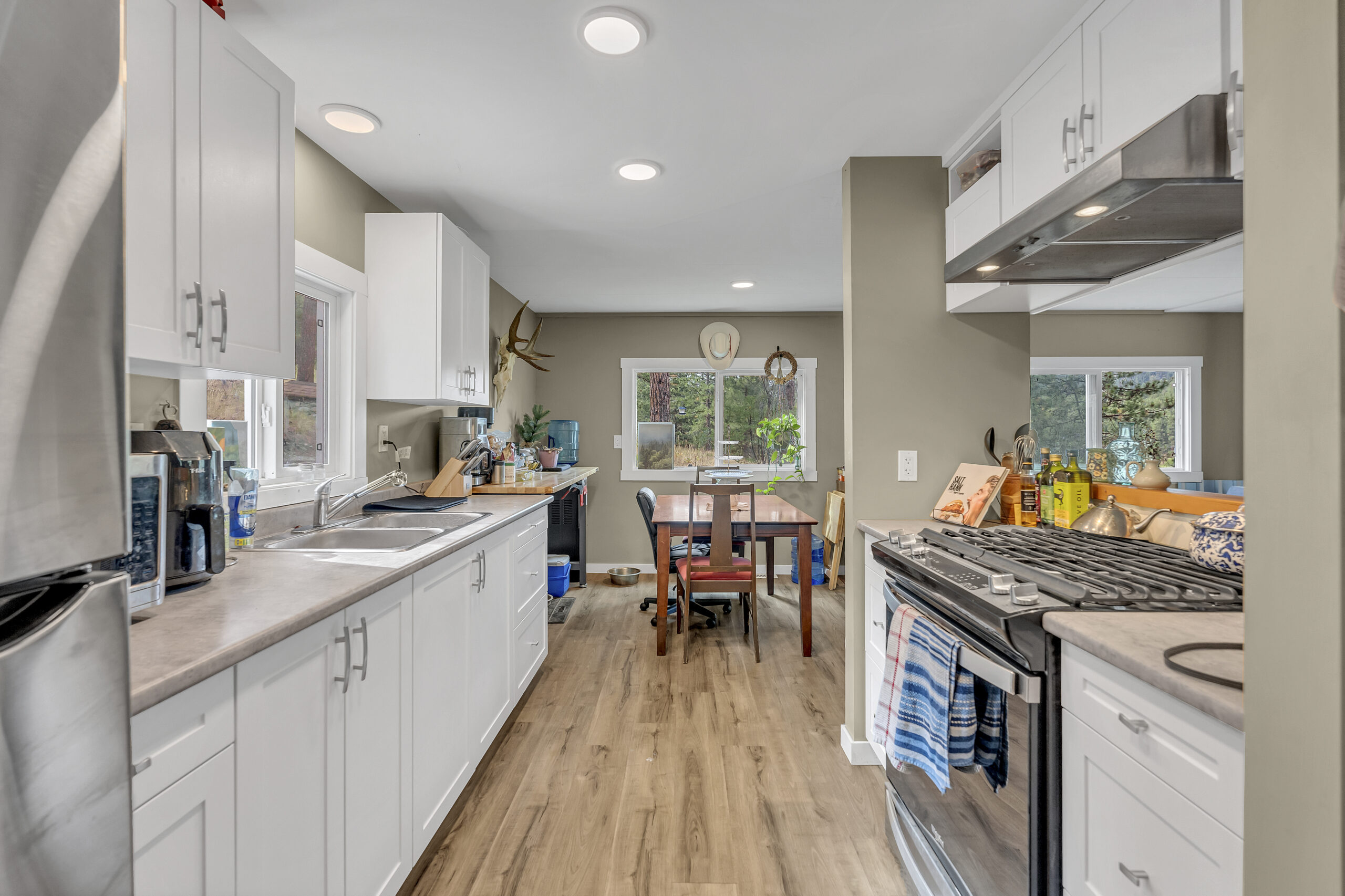 501 Fish Lake Road Summerland V0H 1Z8