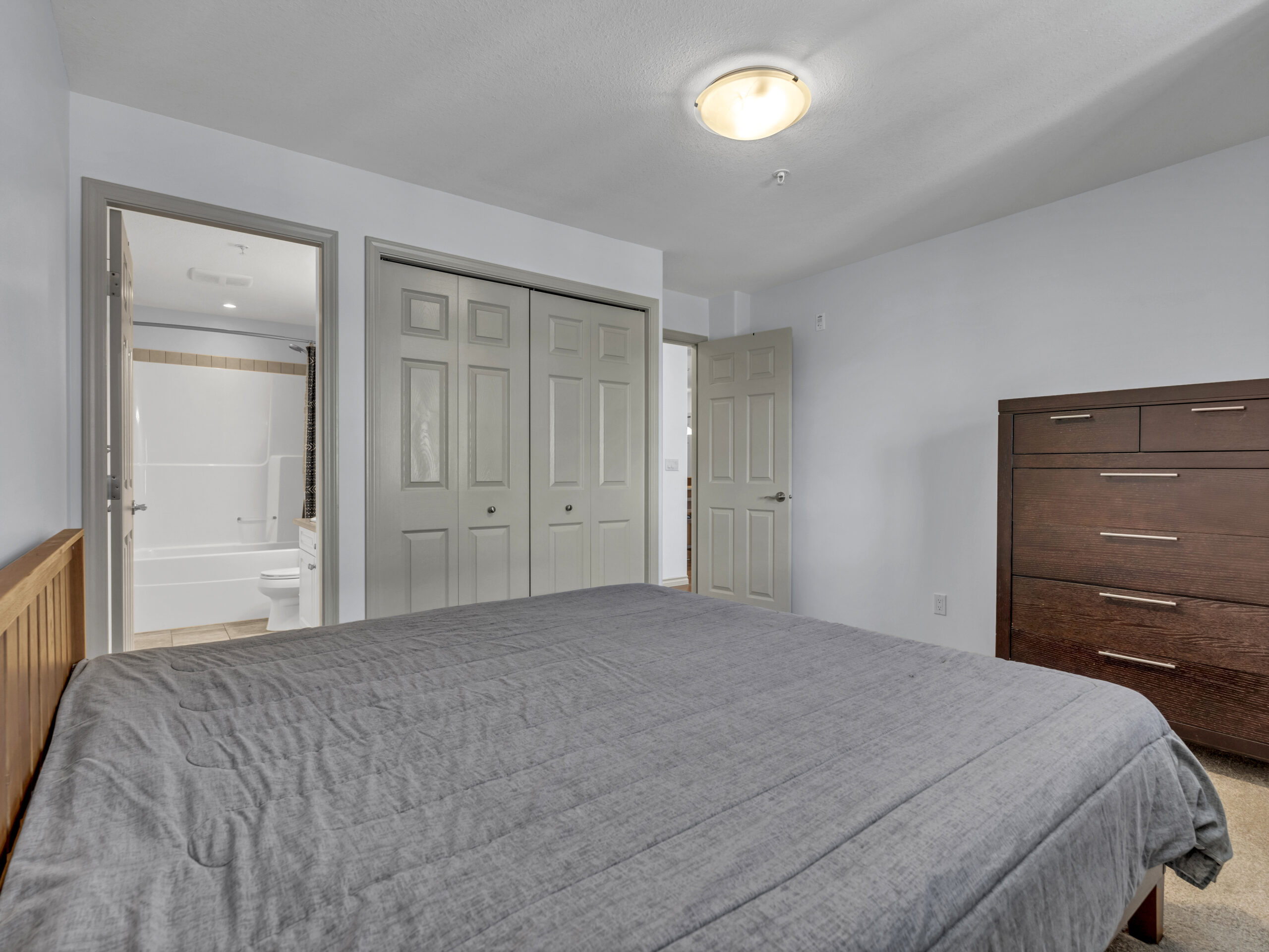 2125 Atkinson Street 904 Penticton V2A 9E6