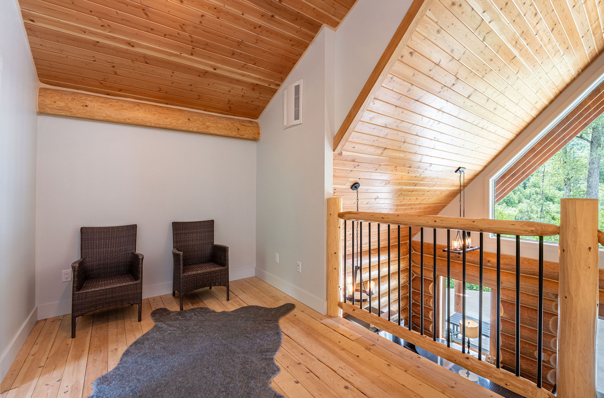 5860 Trans Canada Highway Malakwa