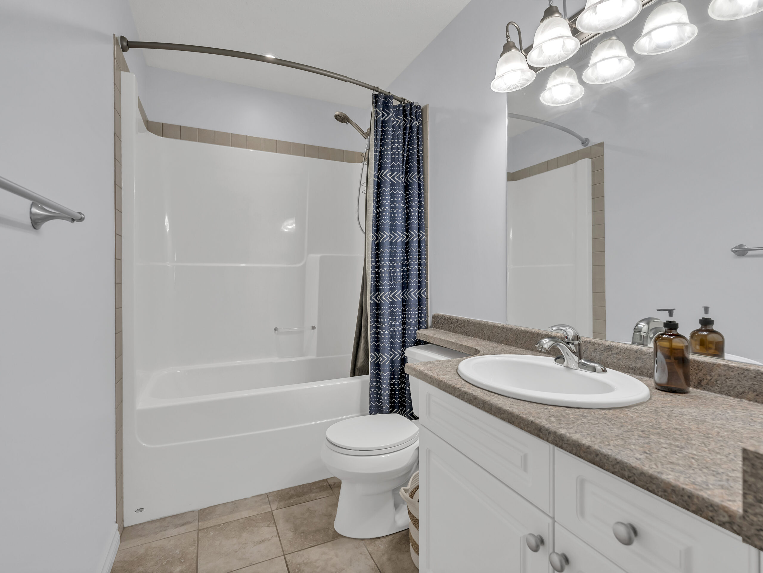 2125 Atkinson Street 904 Penticton V2A 9E6