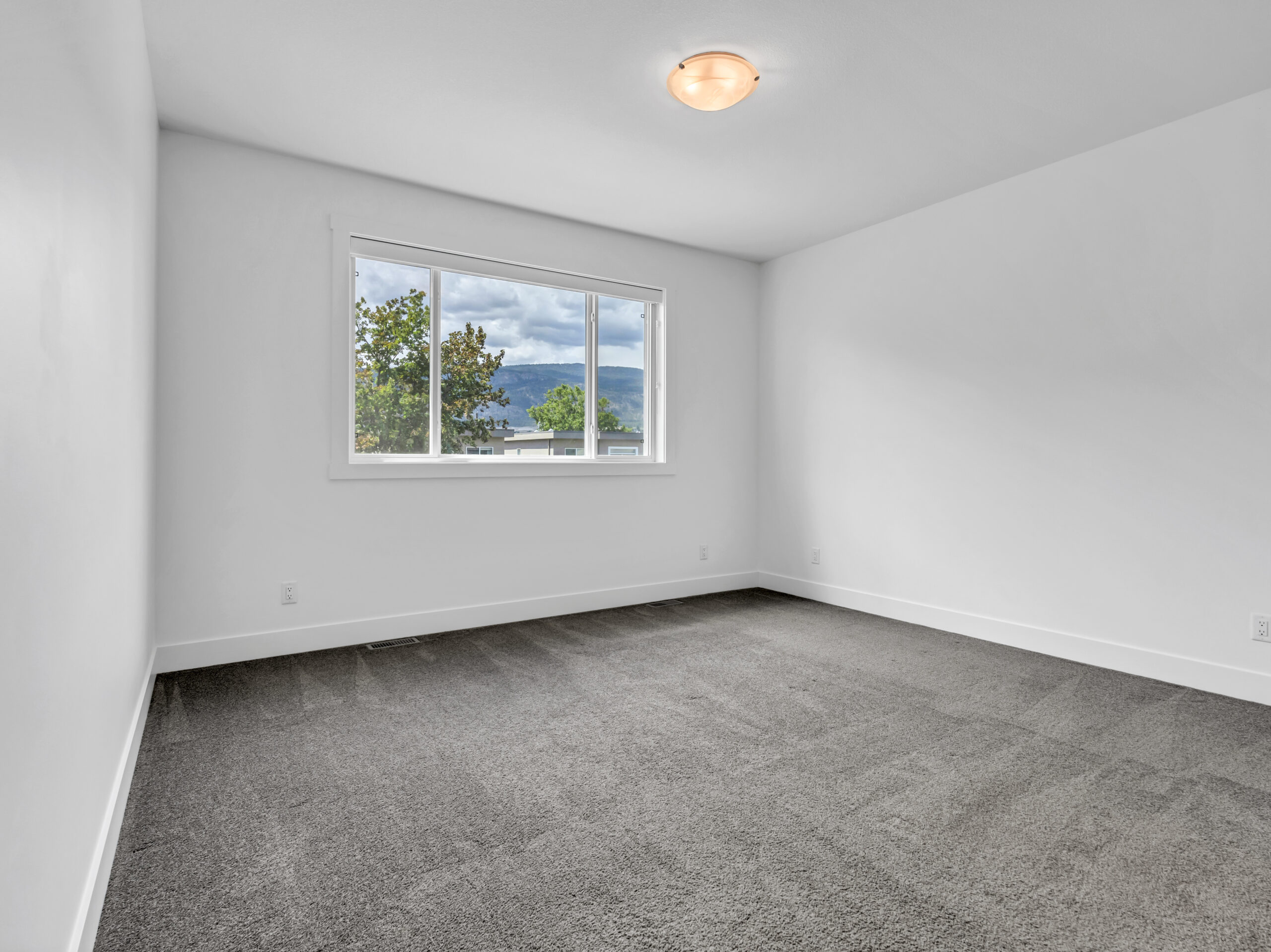 453 Maurice Street 102 Penticton V2A 5V8