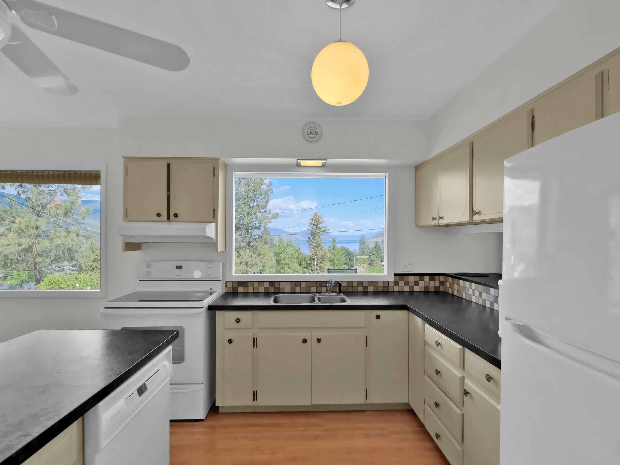 339 Devon Drive Okanagan Falls V0H 1R5
