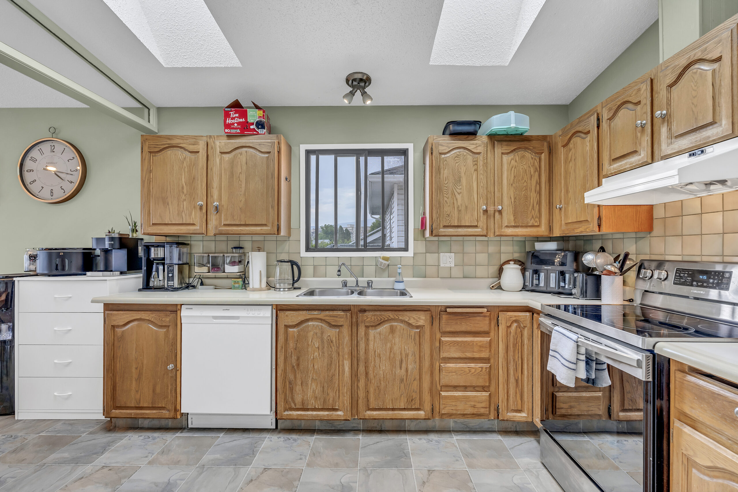 2494 Cornwall Drive Penticton V2A 6R7