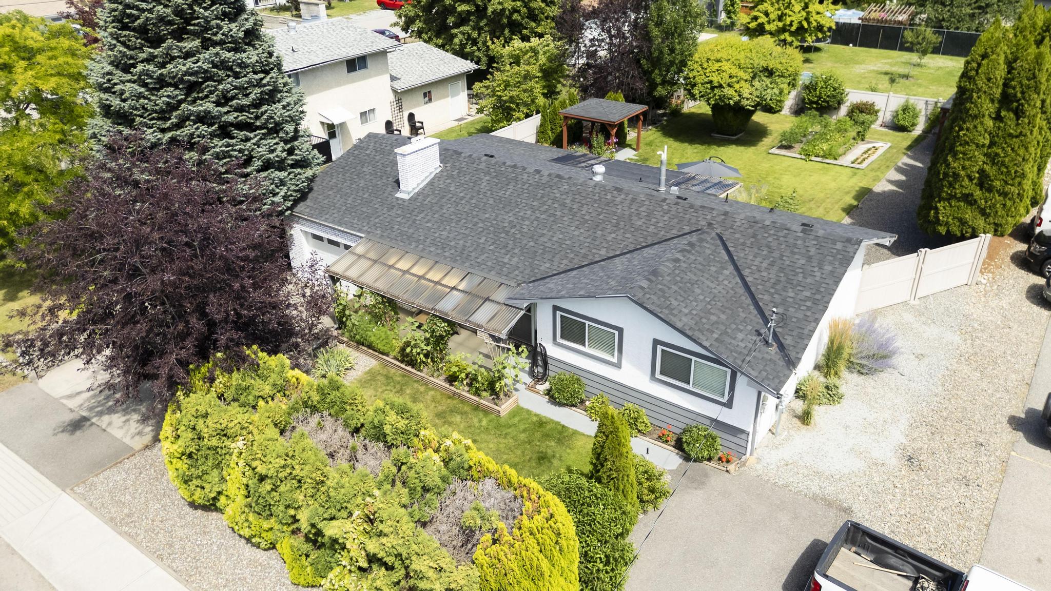 615 Tartan Road Kelowna V1X 3L2
