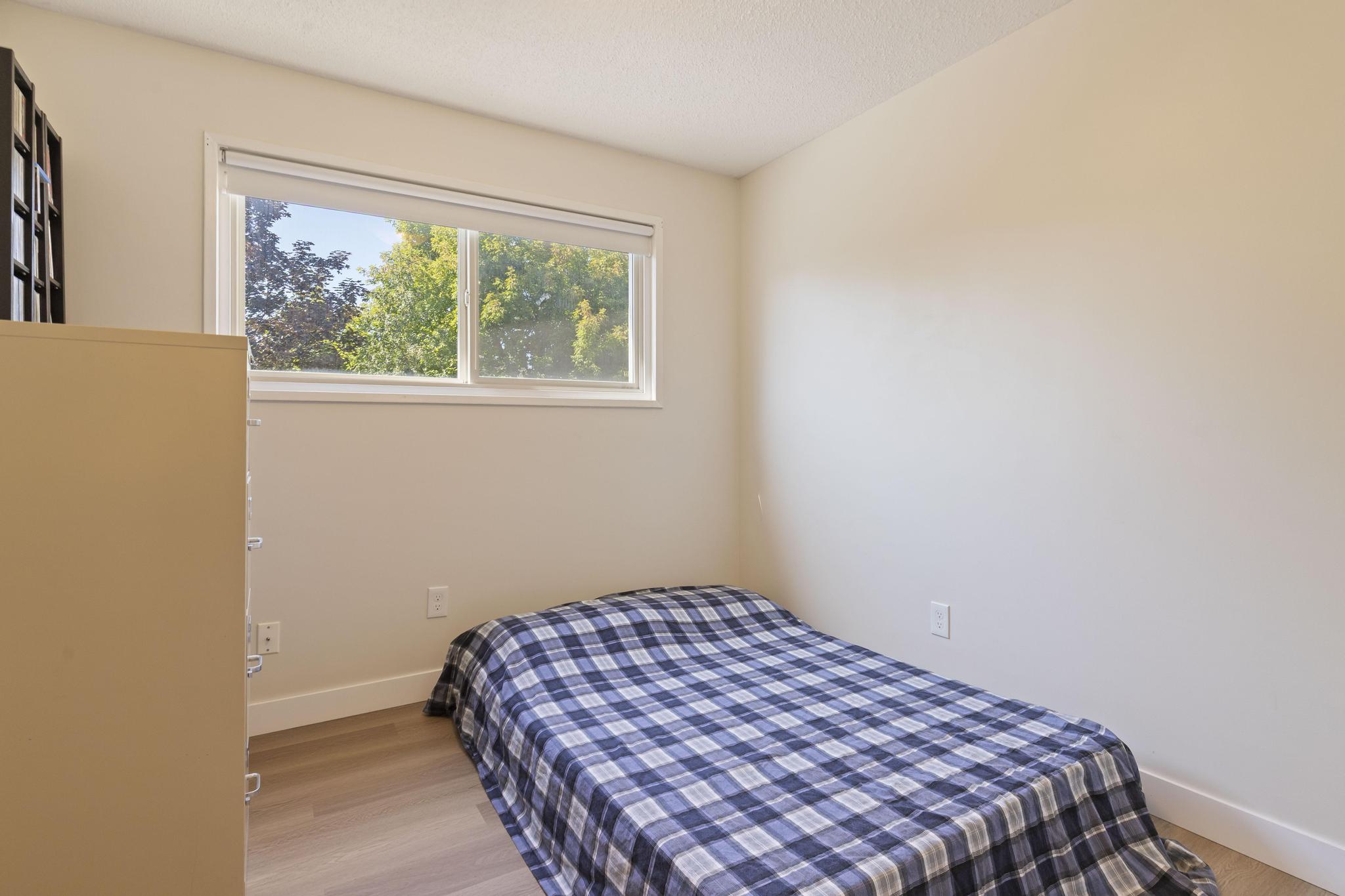 565 Chepesuik Court Kelowna V1X 5S5