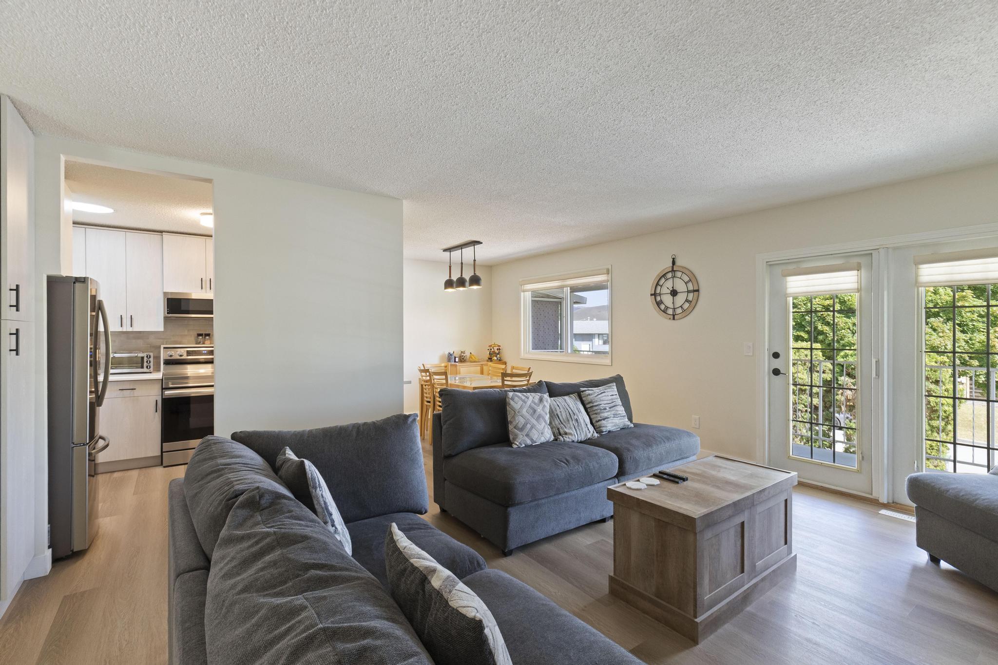565 Chepesuik Court Kelowna V1X 5S5