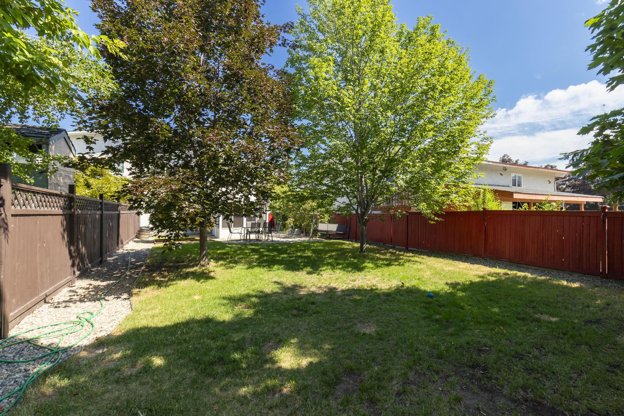 565 Chepesuik Court Kelowna V1X 5S5