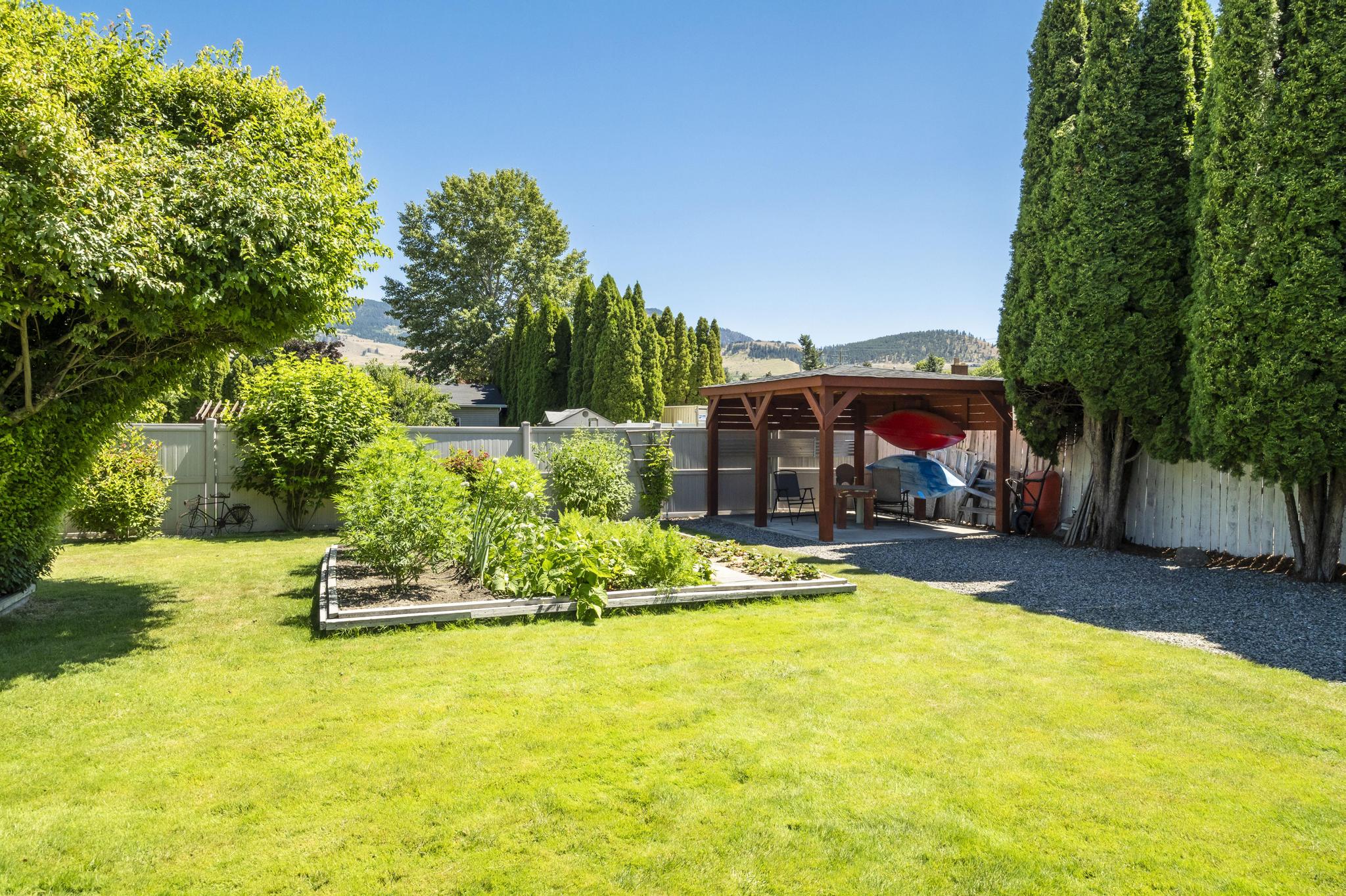 615 Tartan Road Kelowna V1X 3L2
